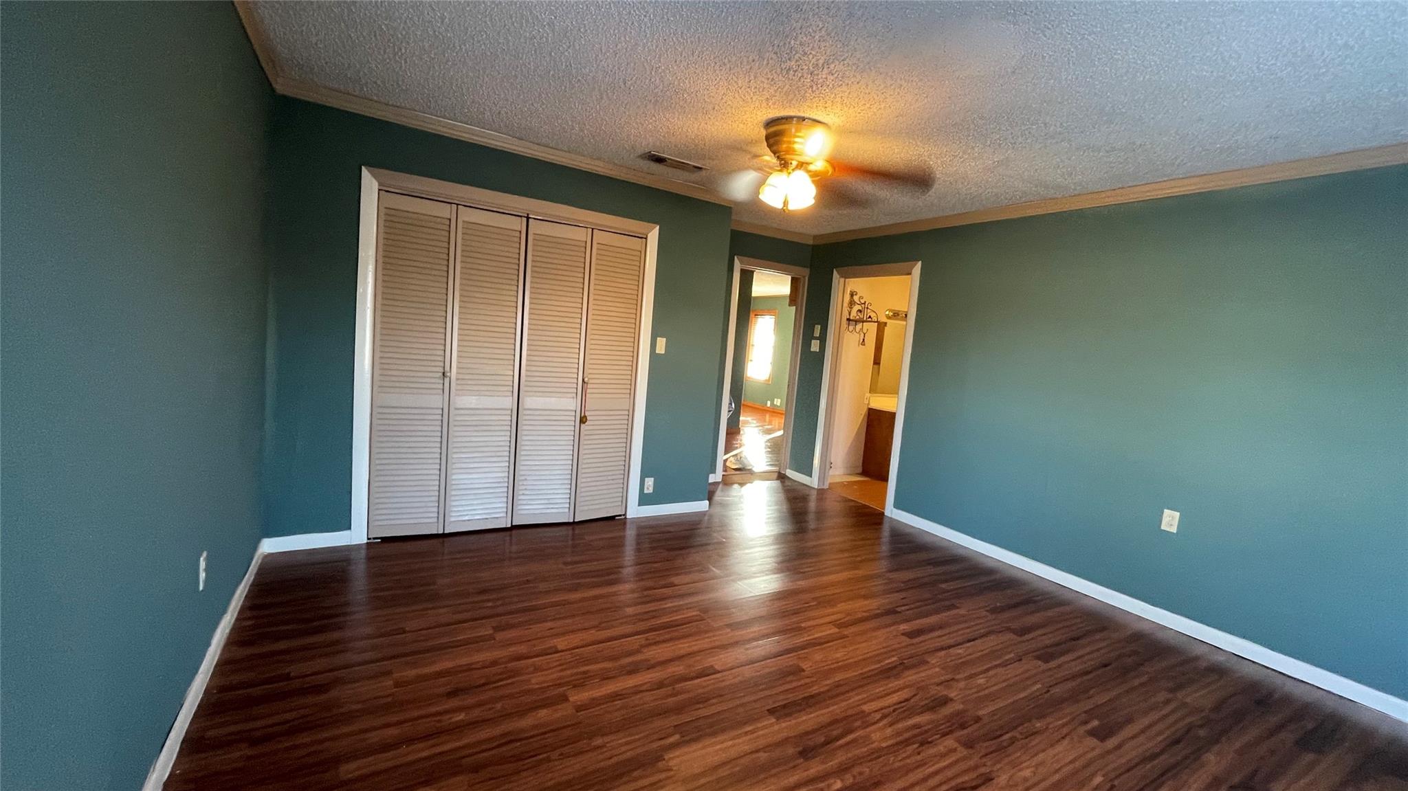 909 Fannin St, Nocona, TX 76255