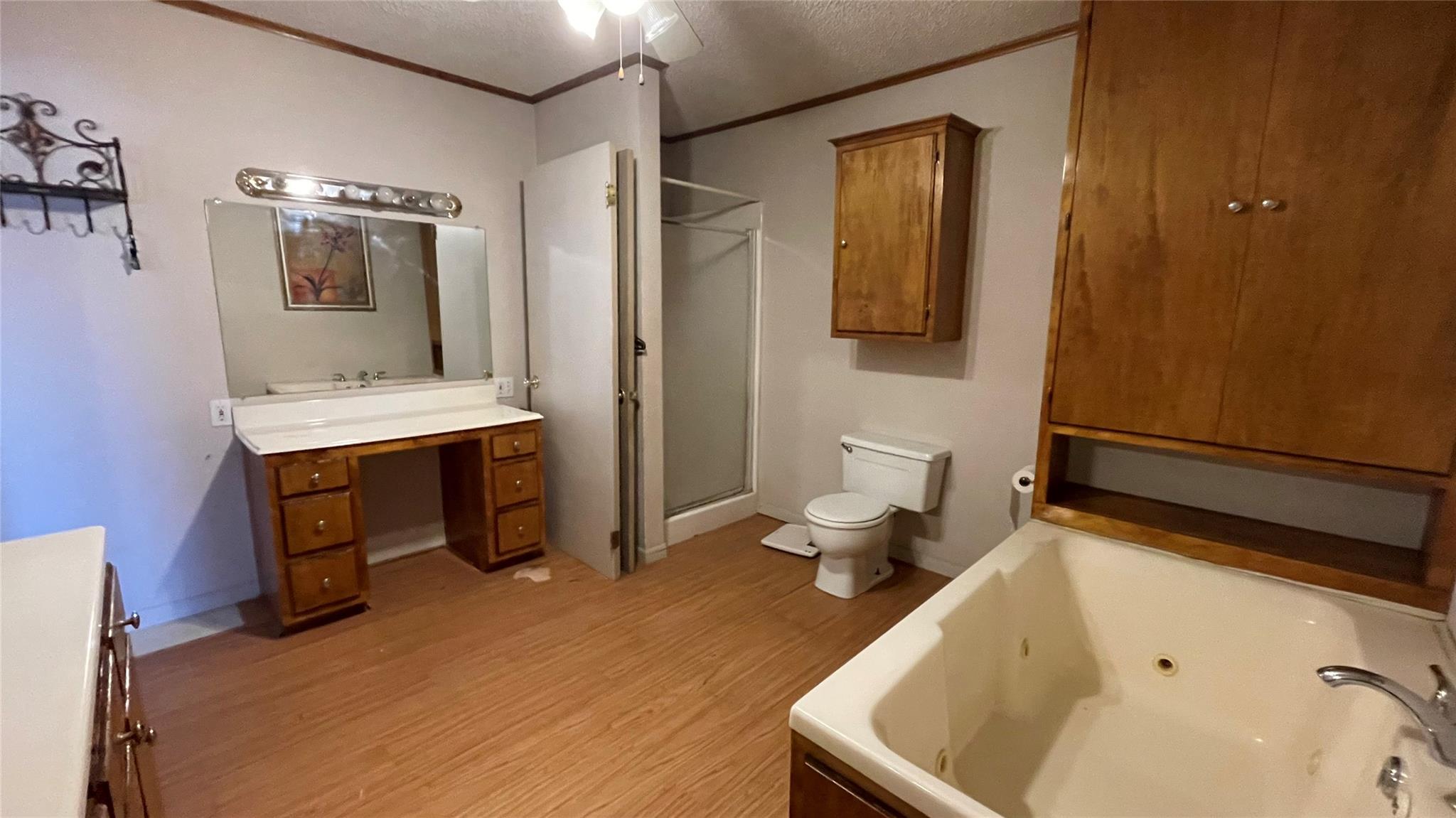 909 Fannin St, Nocona, TX 76255