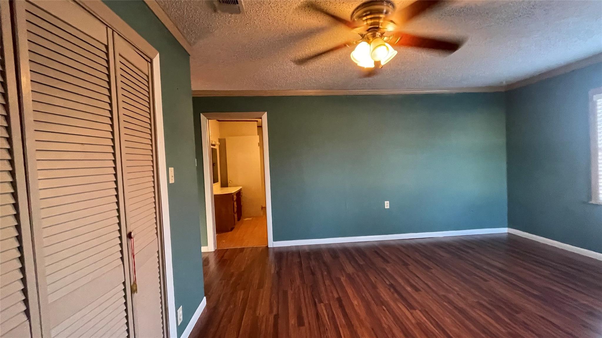 909 Fannin St, Nocona, TX 76255