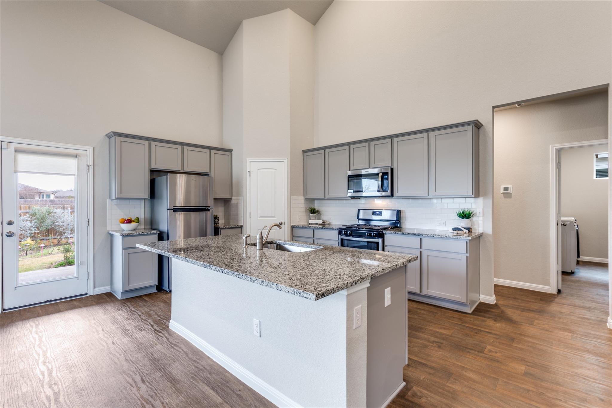 111 Rainmaker Cv, Bastrop, TX 78602