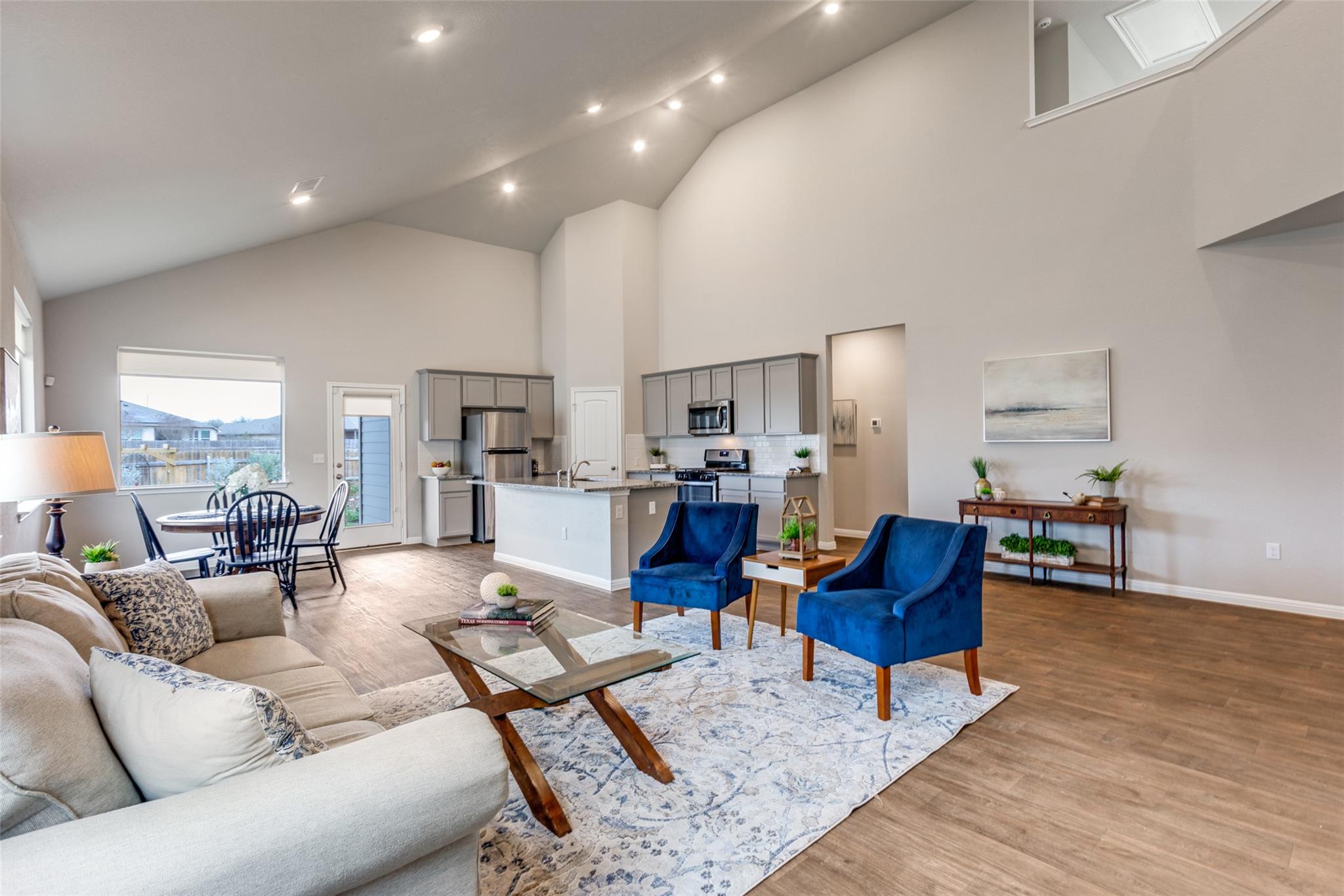 111 Rainmaker Cv, Bastrop, TX 78602