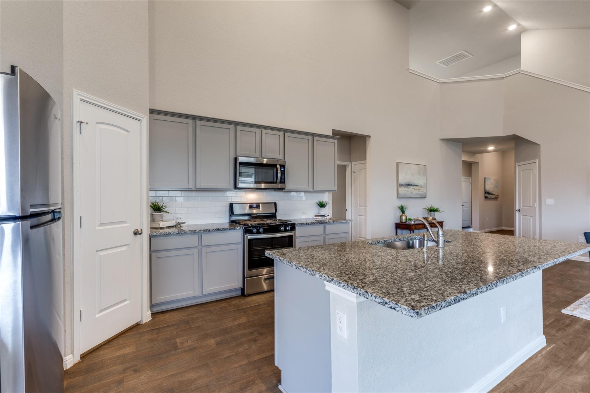 111 Rainmaker Cv, Bastrop, TX 78602