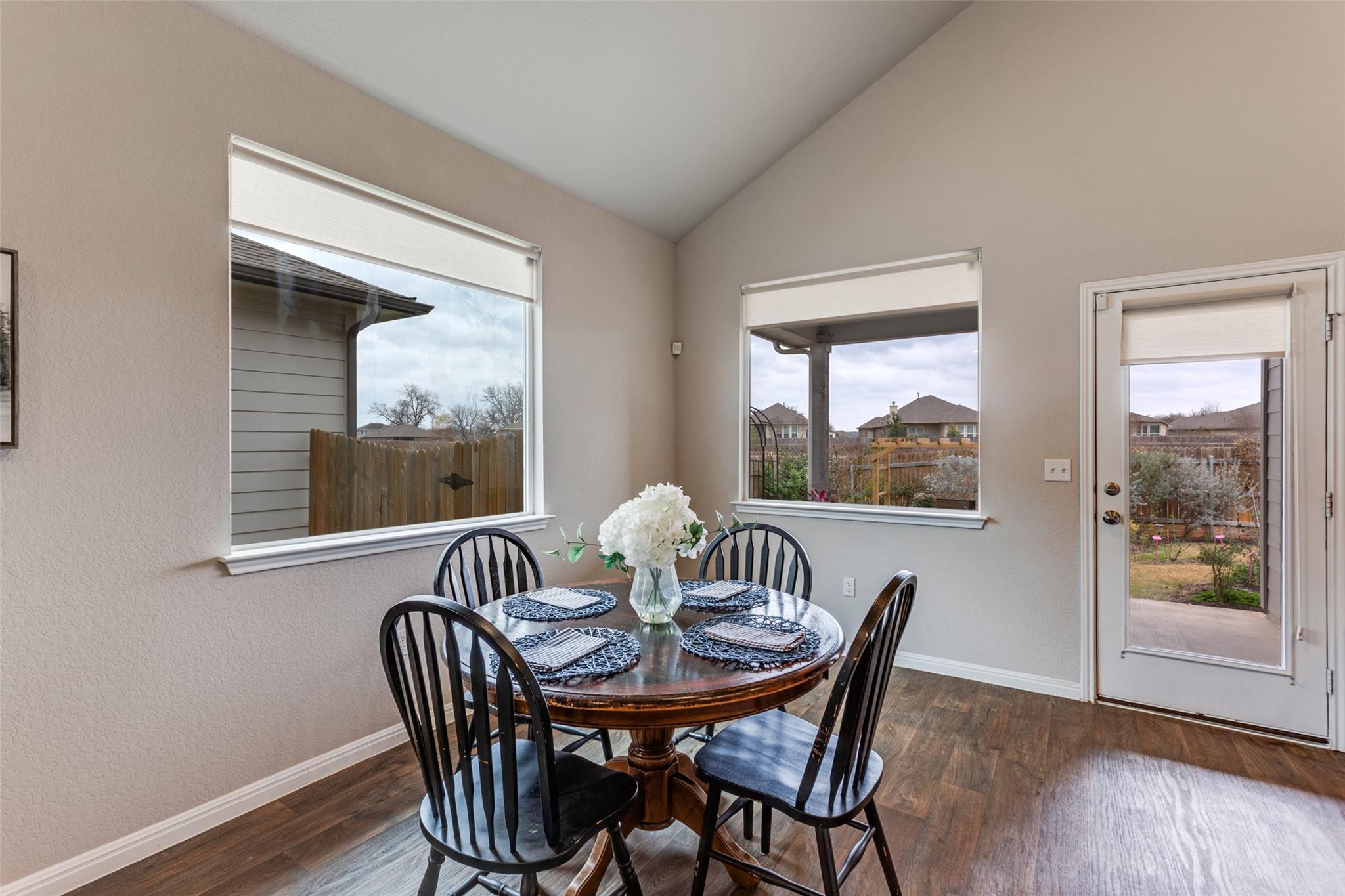 111 Rainmaker Cv, Bastrop, TX 78602