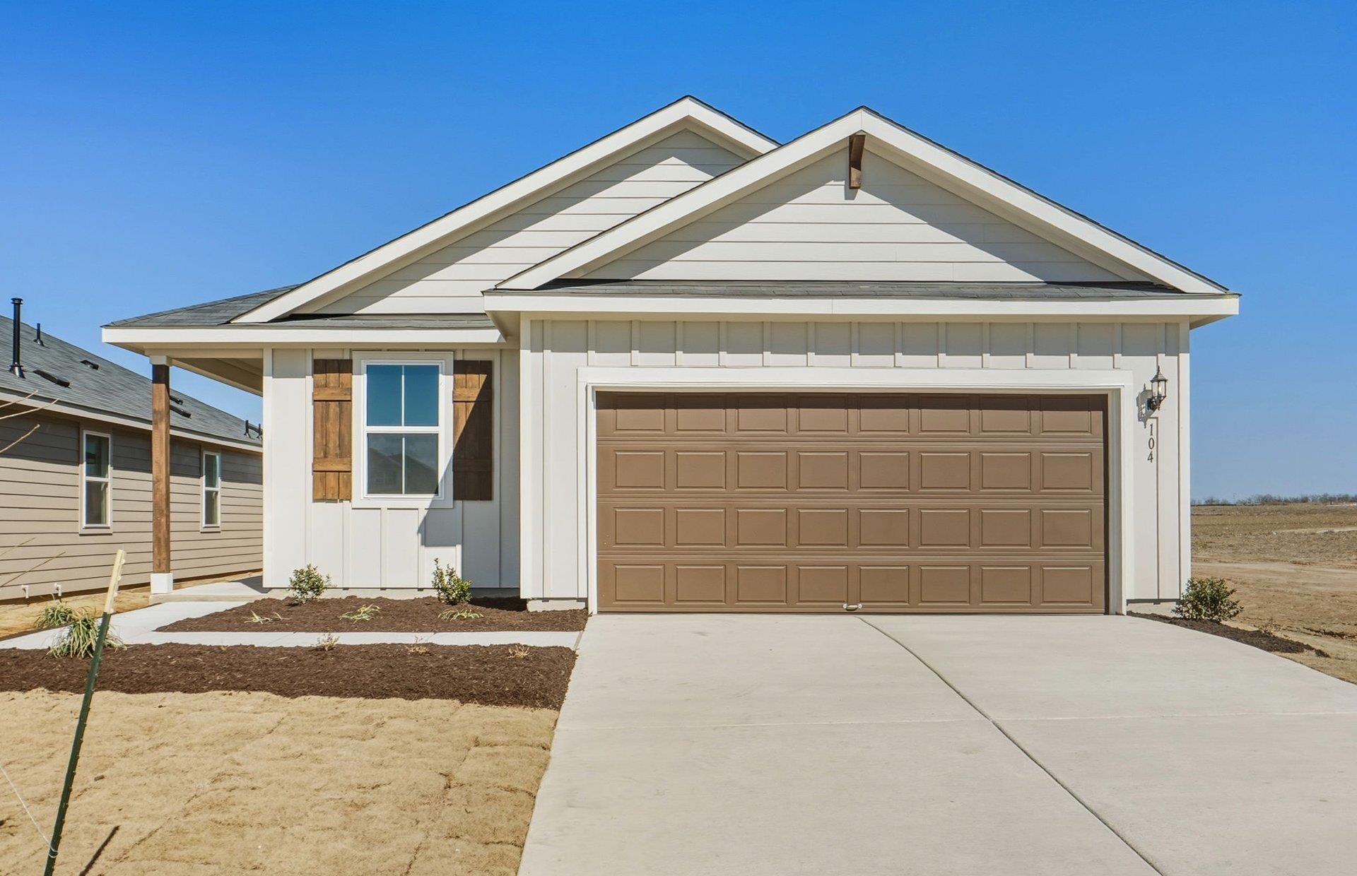 104 Eagle Valley Dr, Elgin, TX 78621