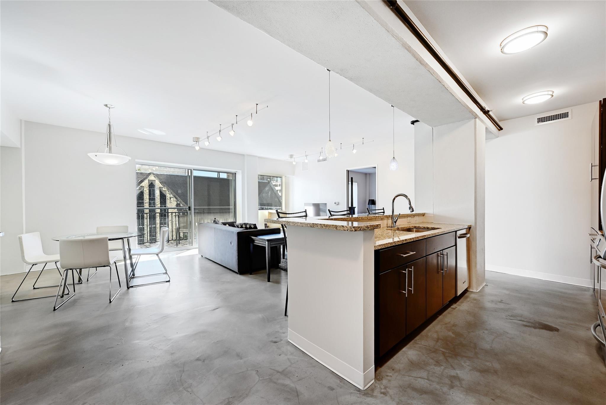 800 Brazos St # 705, Austin, TX 78701