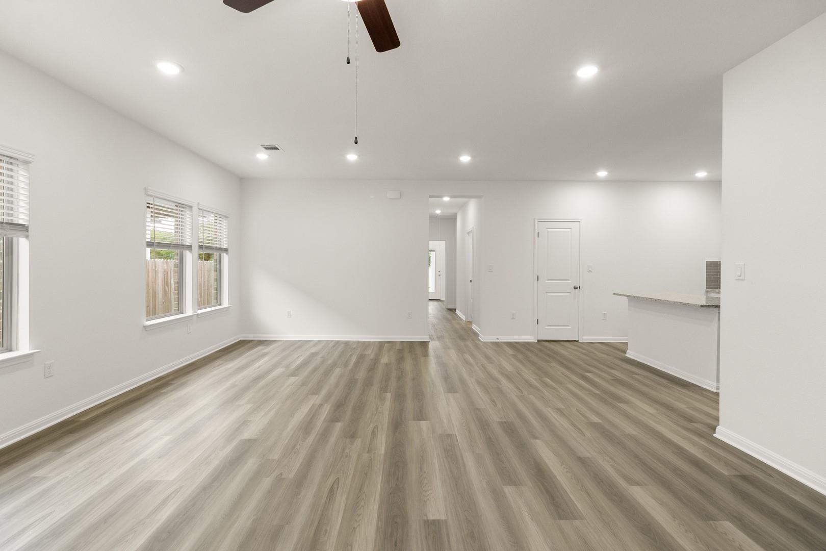 18605 Emu, Manor, TX 78653