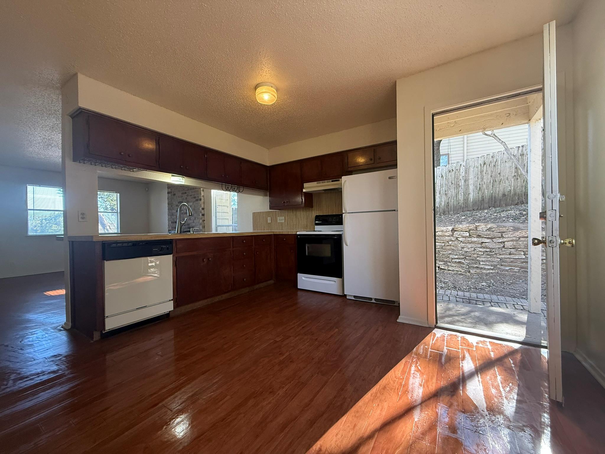 8102 Dunn St # A, Austin, TX 78745