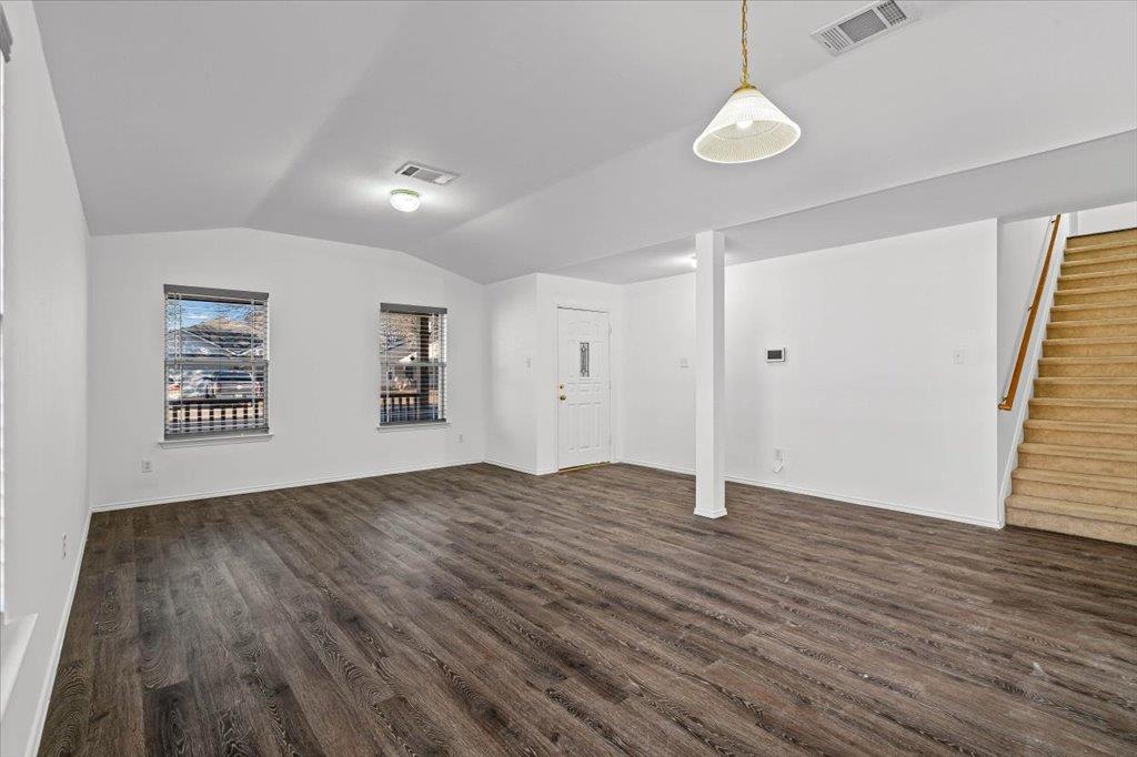 617 Carole Cv, Bastrop, TX 78602