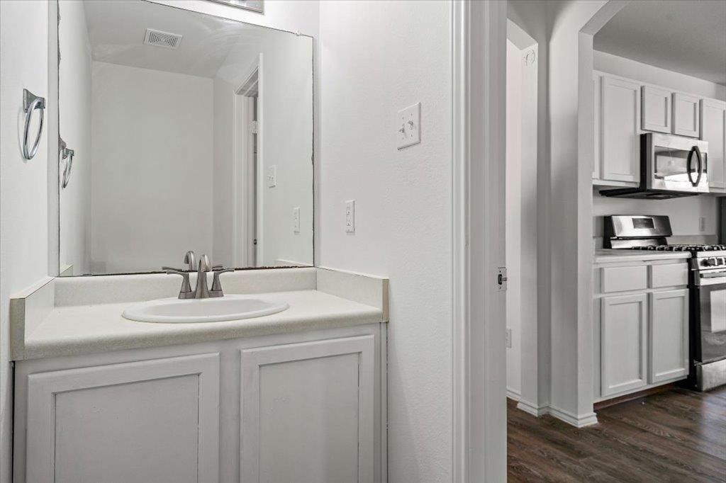 617 Carole Cv, Bastrop, TX 78602