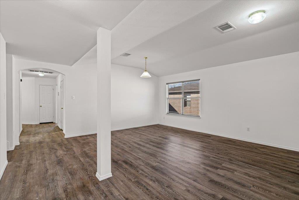 617 Carole Cv, Bastrop, TX 78602