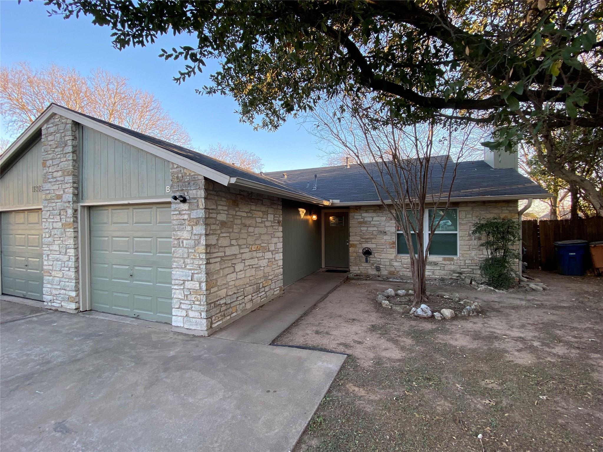 11303B Ptarmigan Cv # B, Austin, TX 78758