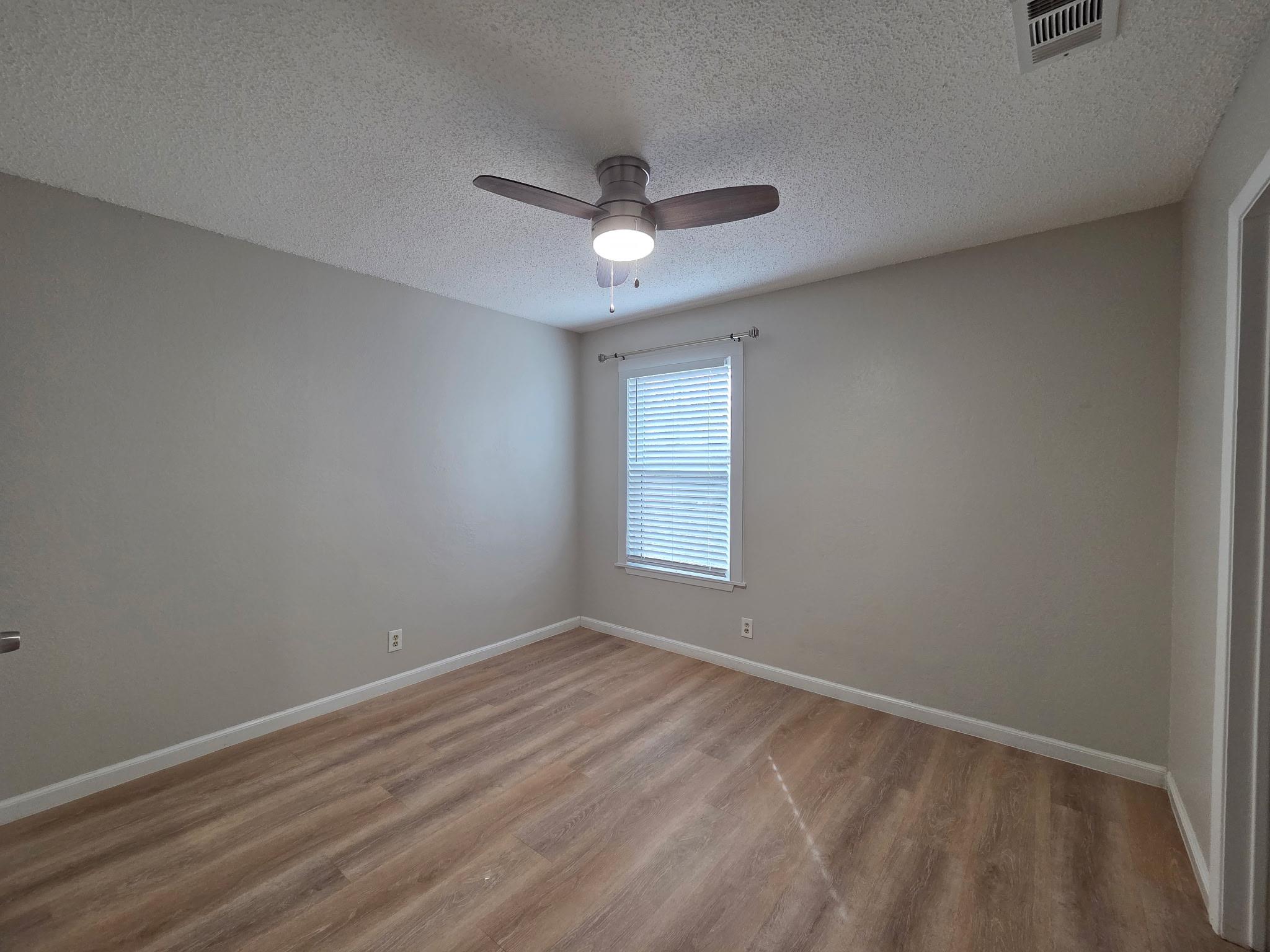 11303B Ptarmigan Cv # B, Austin, TX 78758