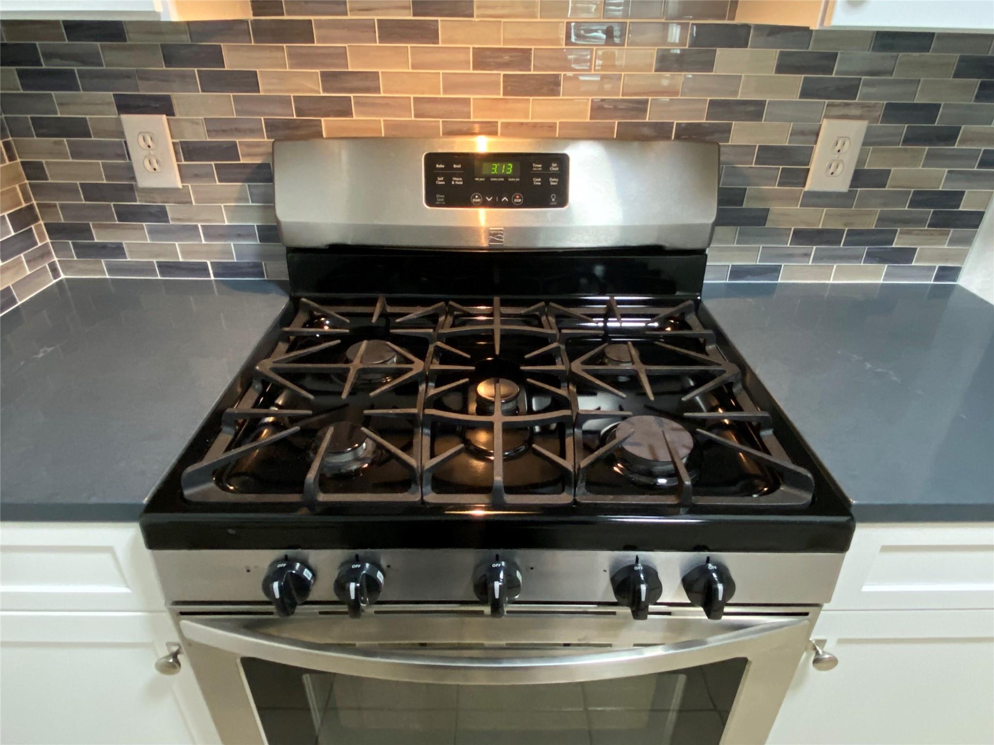 11303B Ptarmigan Cv # B, Austin, TX 78758