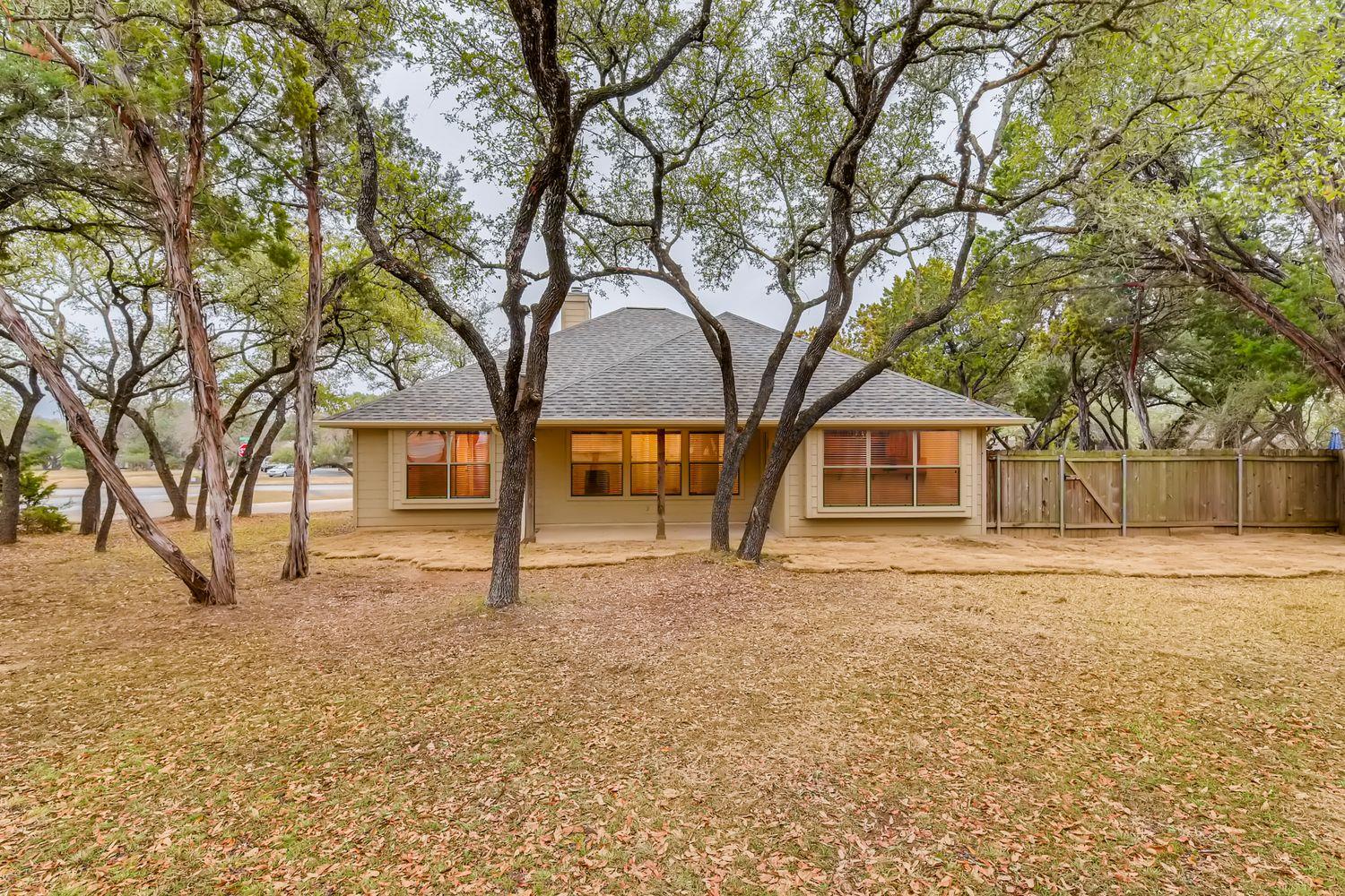 300 Venture Blvd S, Point Venture, TX 78645