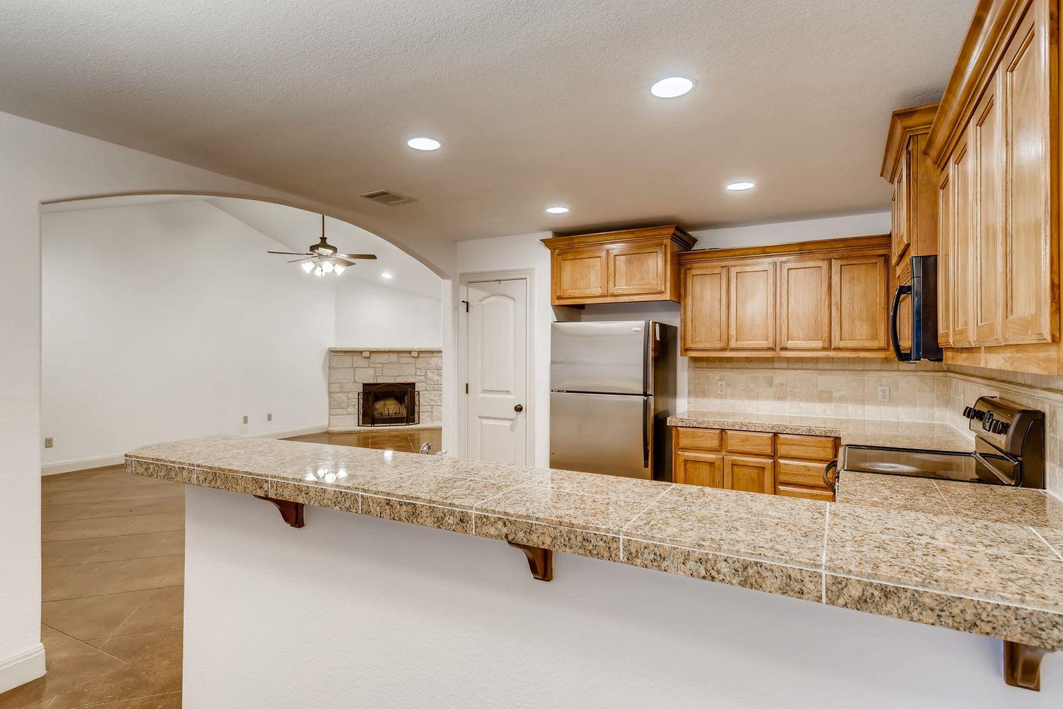 300 Venture Blvd S, Point Venture, TX 78645