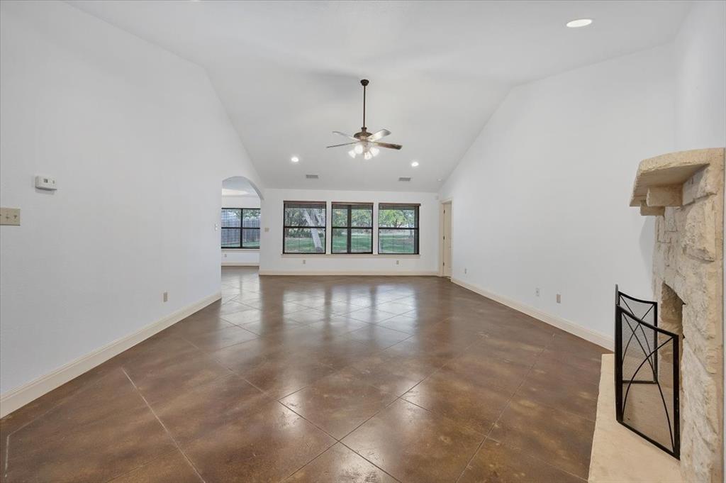 300 Venture Blvd S, Point Venture, TX 78645