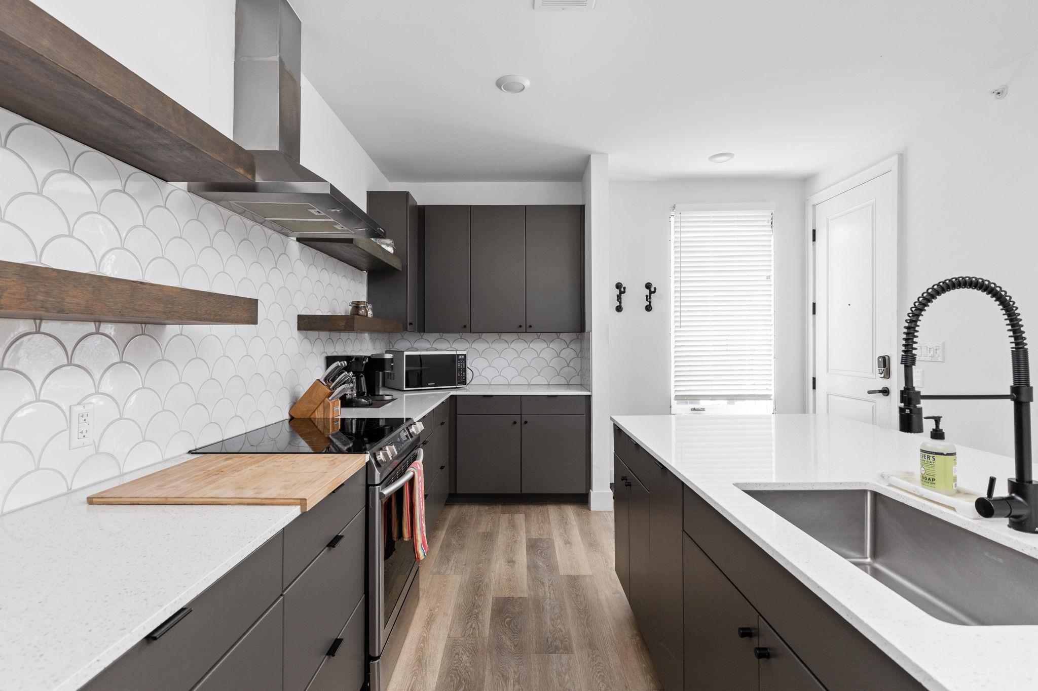 2709 E 5th St # 1306, Austin, TX 78702