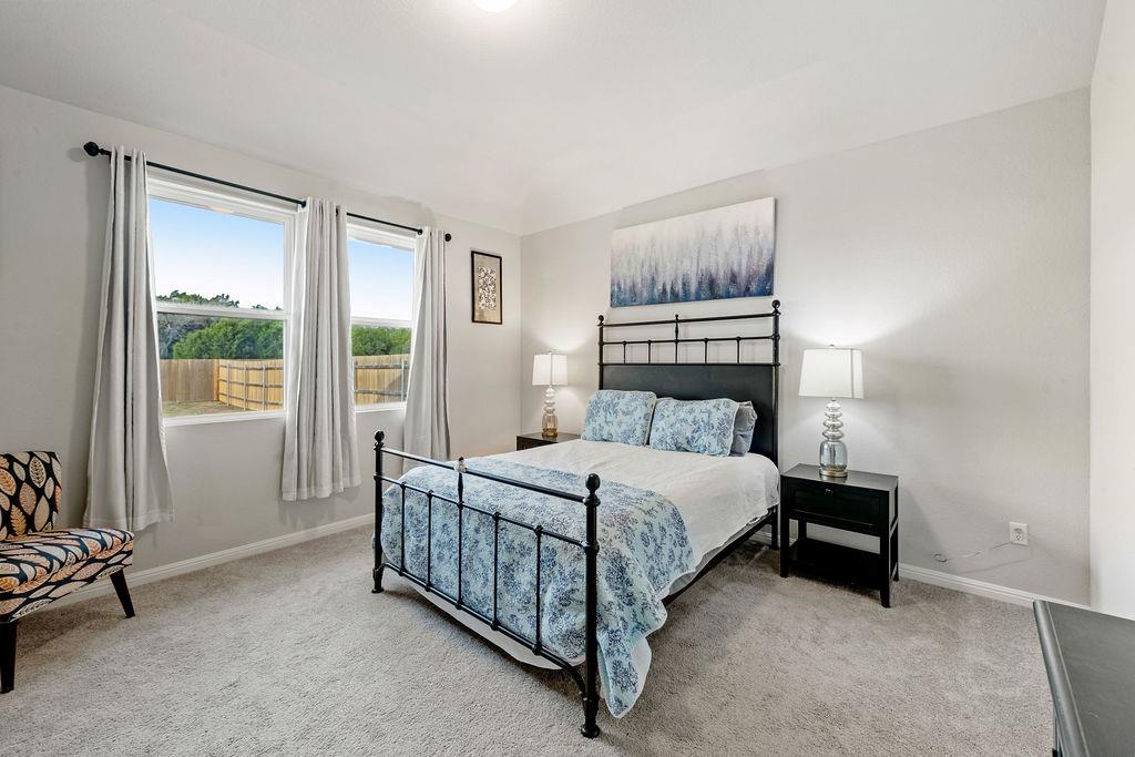 2417 Roosevelt Rd, Leander, TX 78641