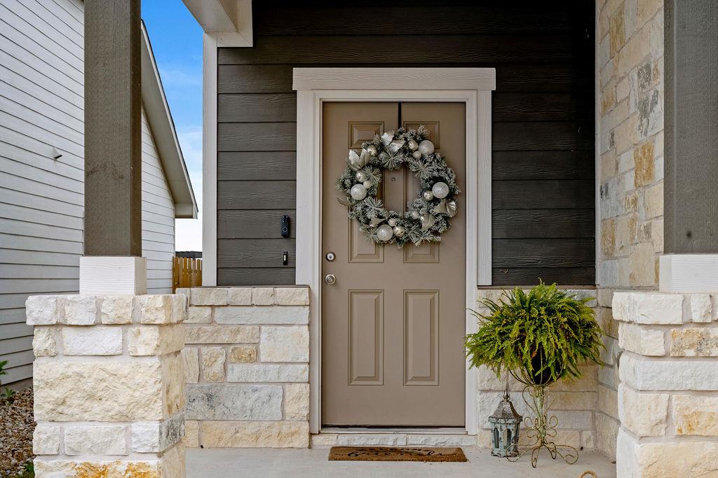 2417 Roosevelt Rd, Leander, TX 78641