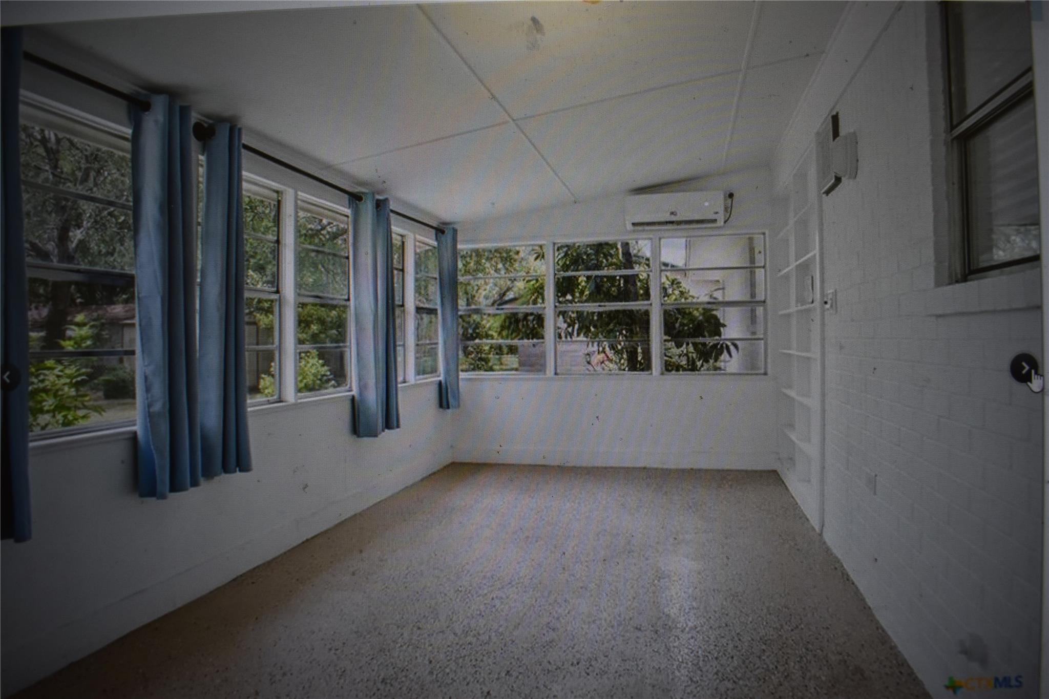 1334 Carnation Ln, New Braunfels, TX 78130