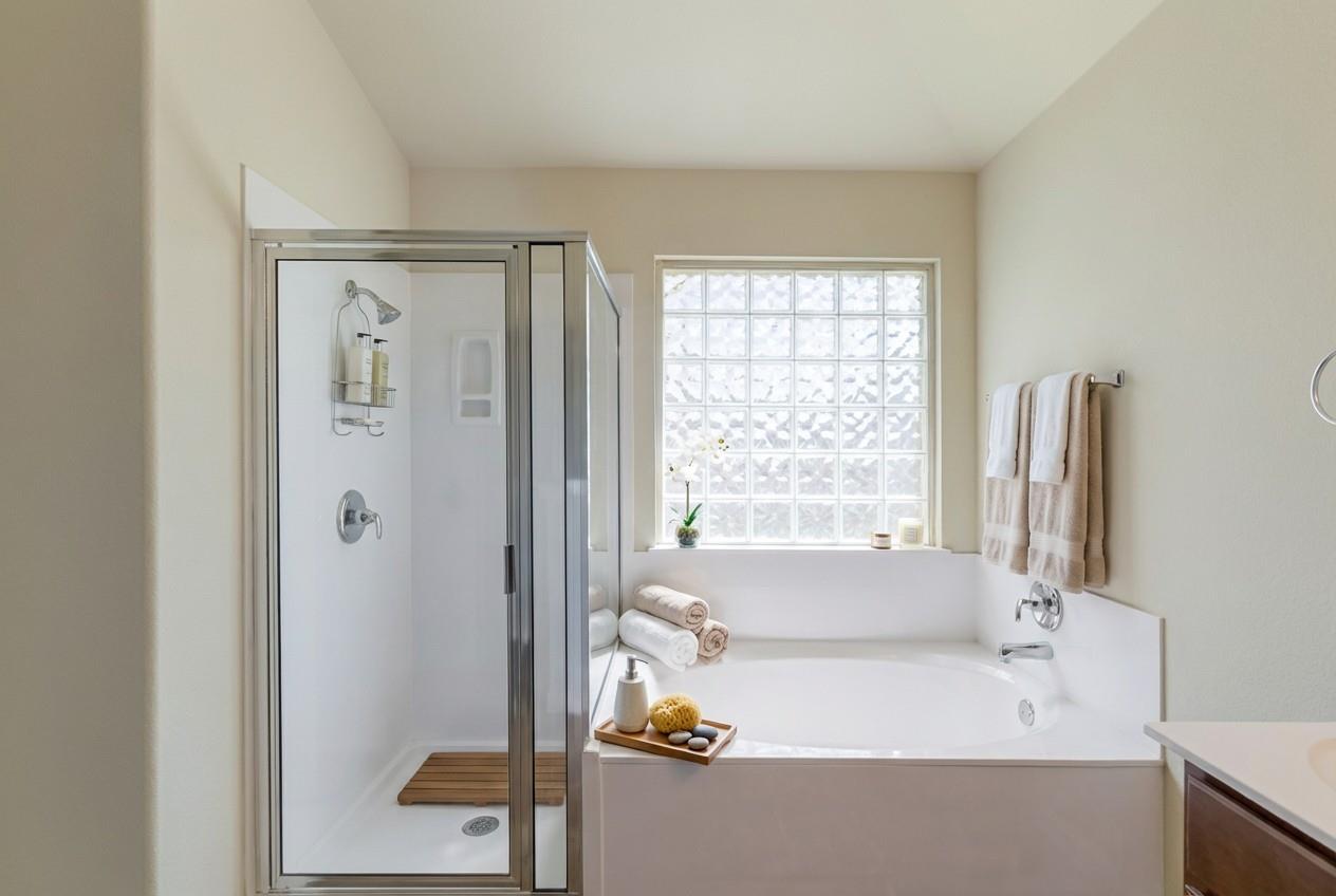 1109 Sunny Meadows Loop, Georgetown, TX 78626