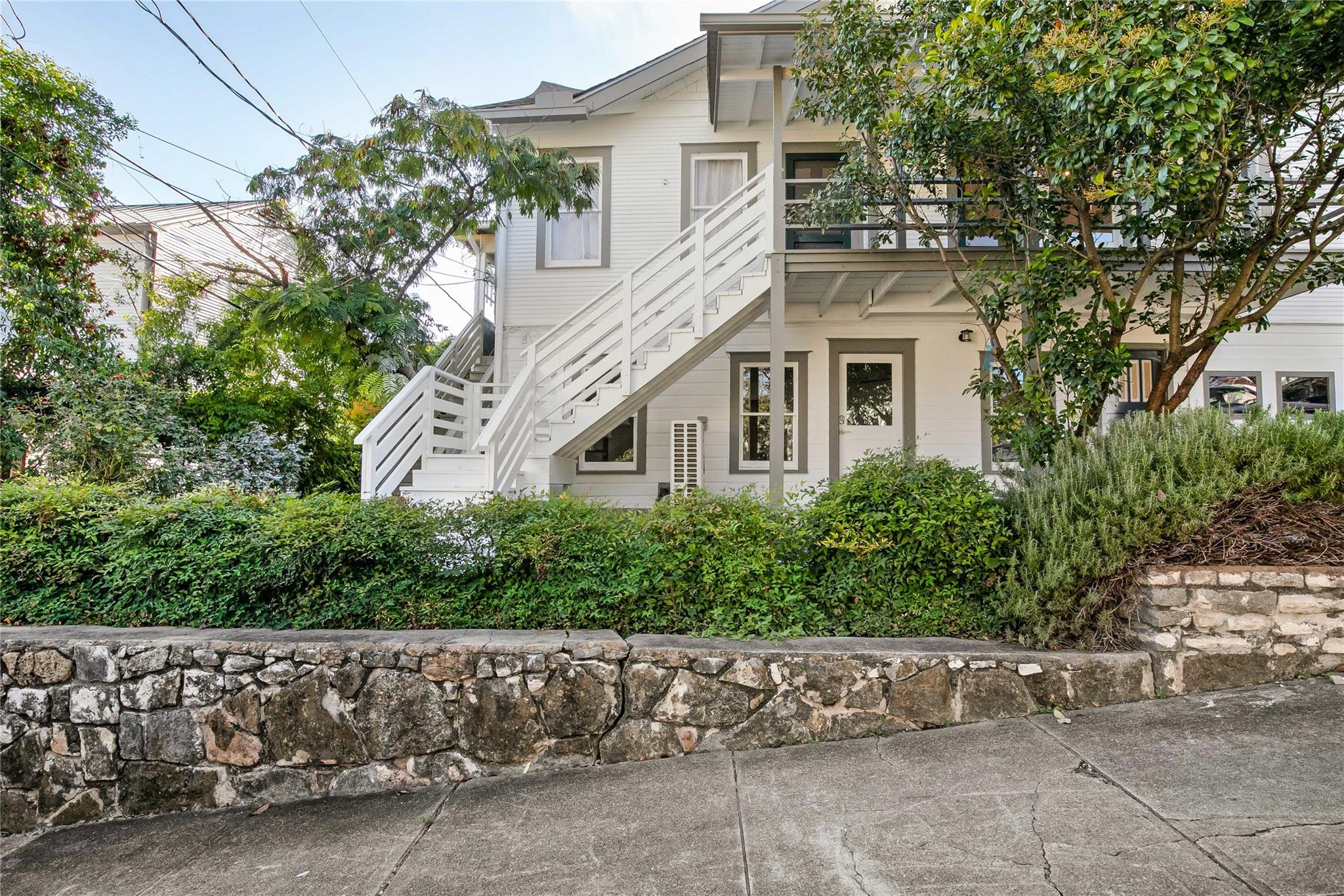 707 Highland Ave, Austin, TX 78703