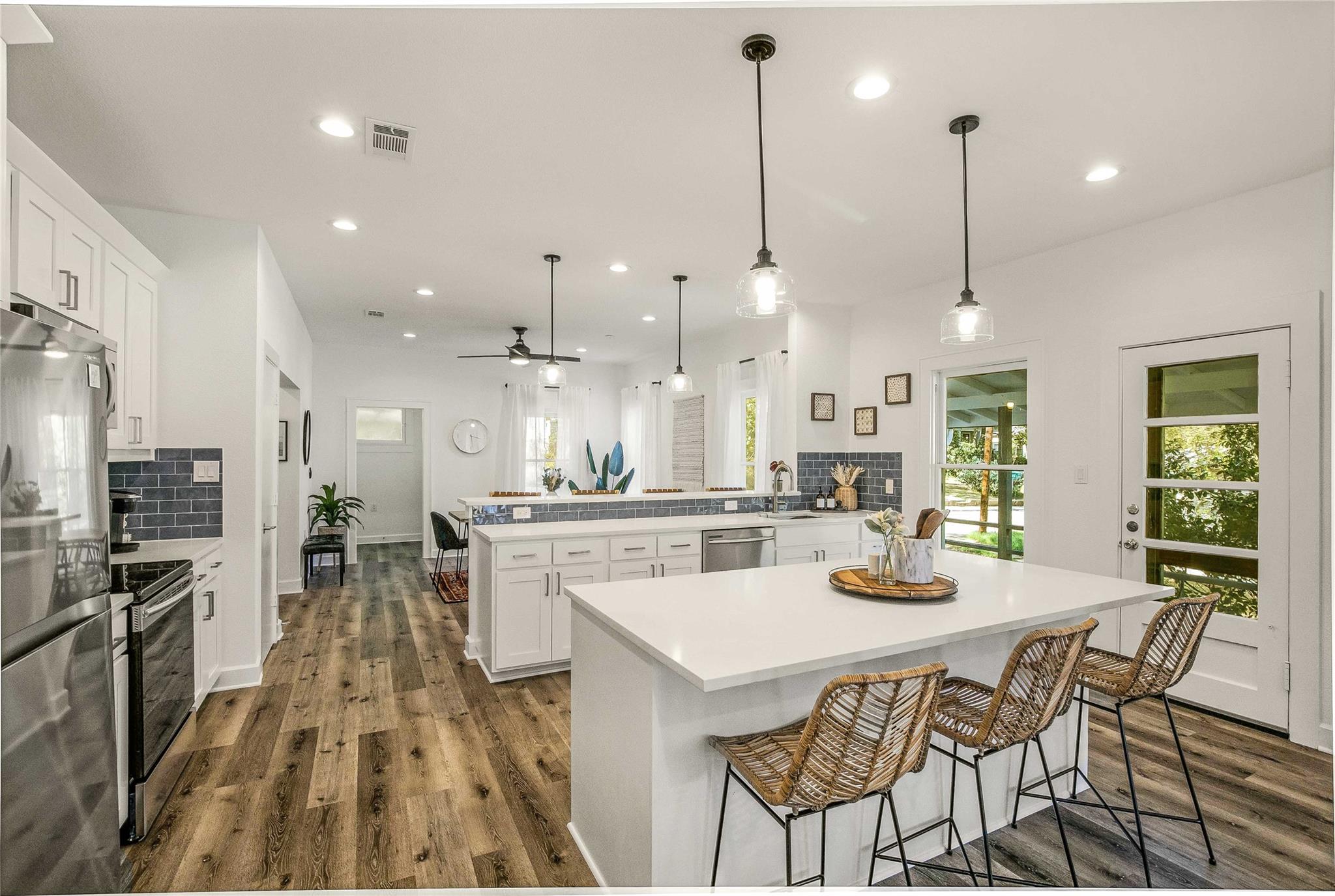 707 Highland Ave, Austin, TX 78703