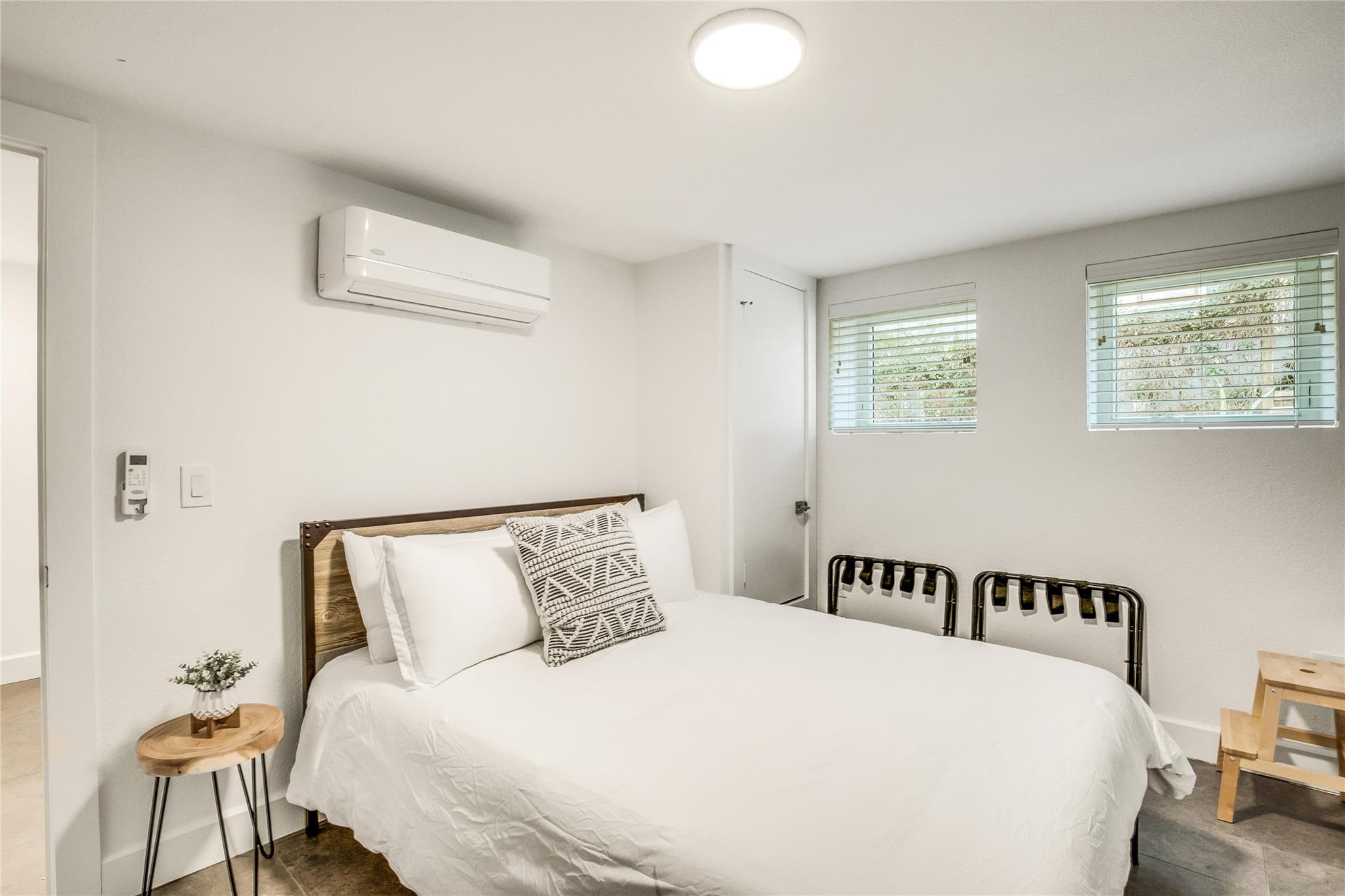 707 Highland Ave, Austin, TX 78703