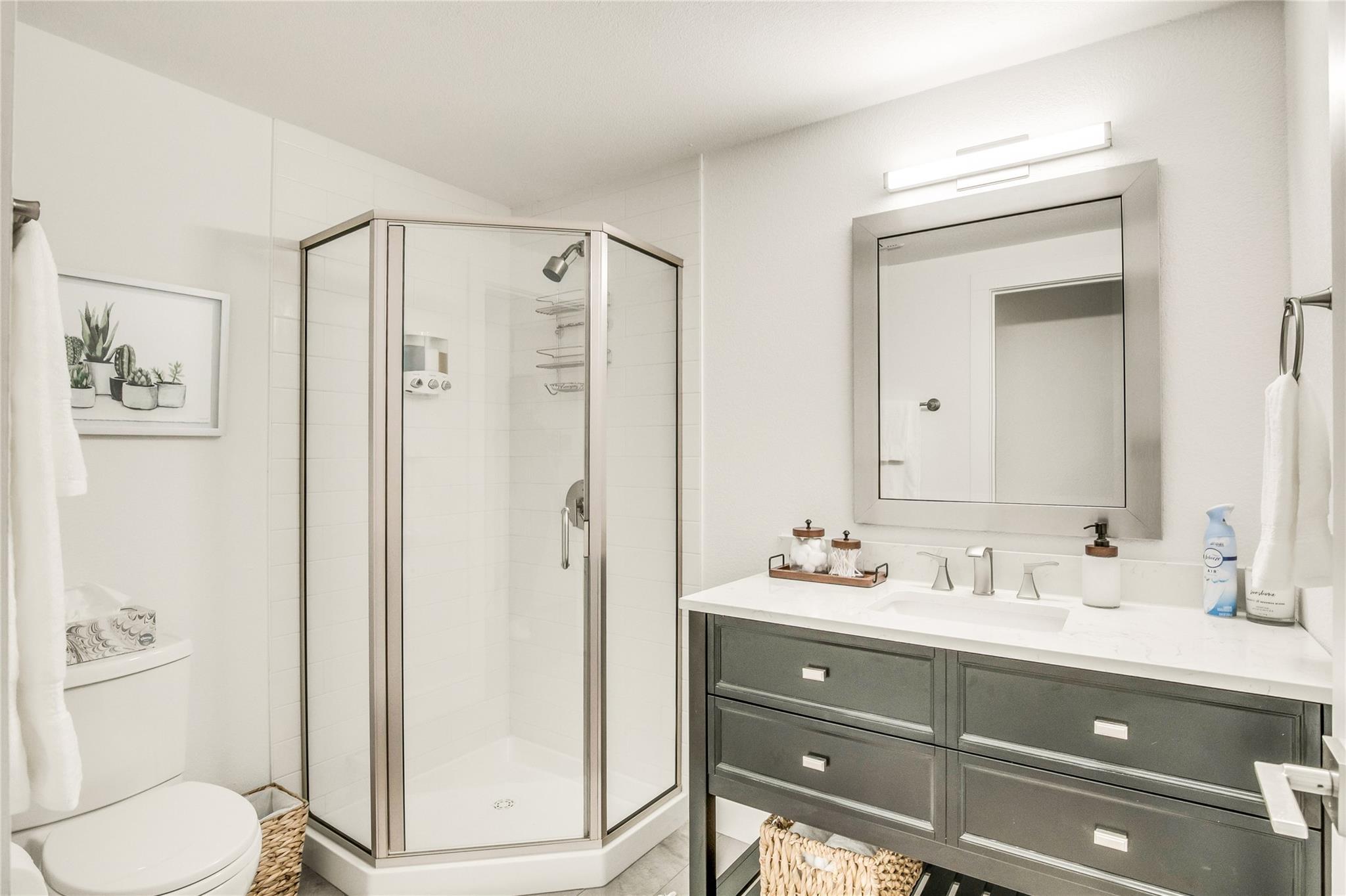 707 Highland Ave, Austin, TX 78703