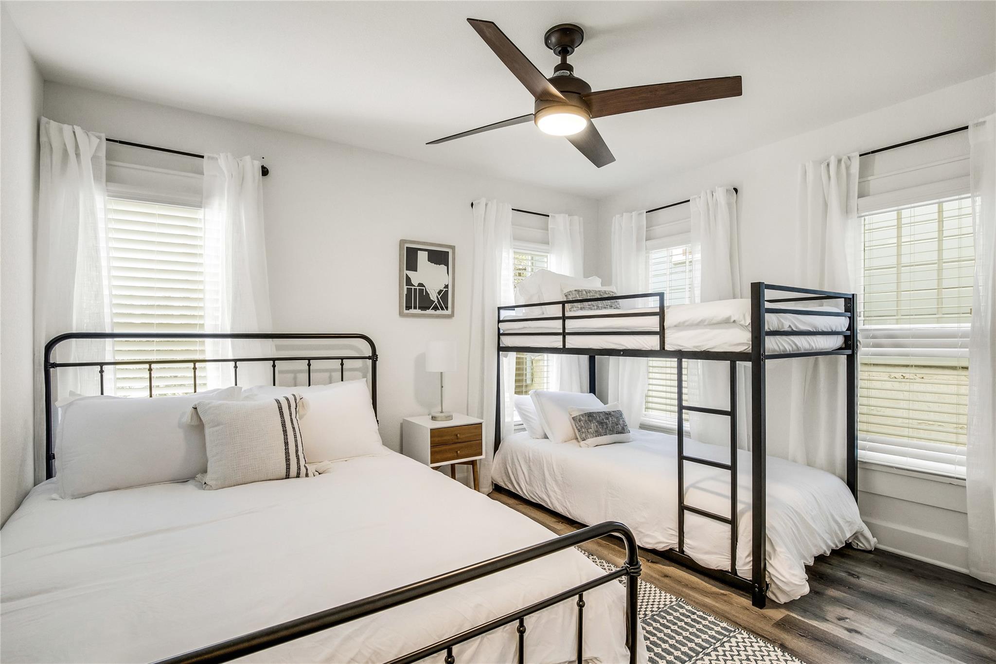 707 Highland Ave, Austin, TX 78703