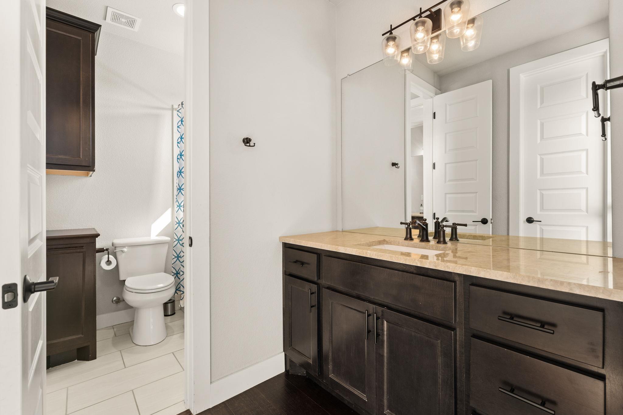 3830 Outback Trl, Spicewood, TX 78669