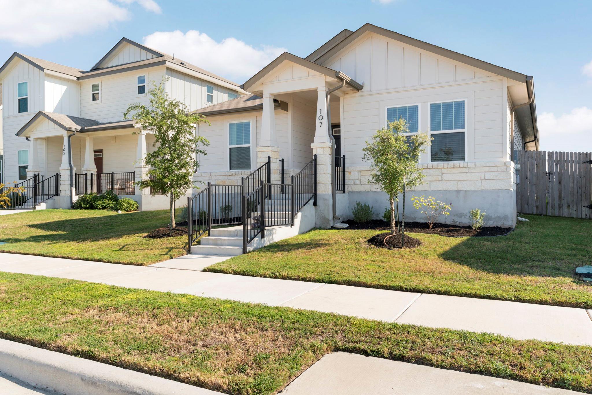 107 Magnolia Ranch Ln, Hutto, TX 78634