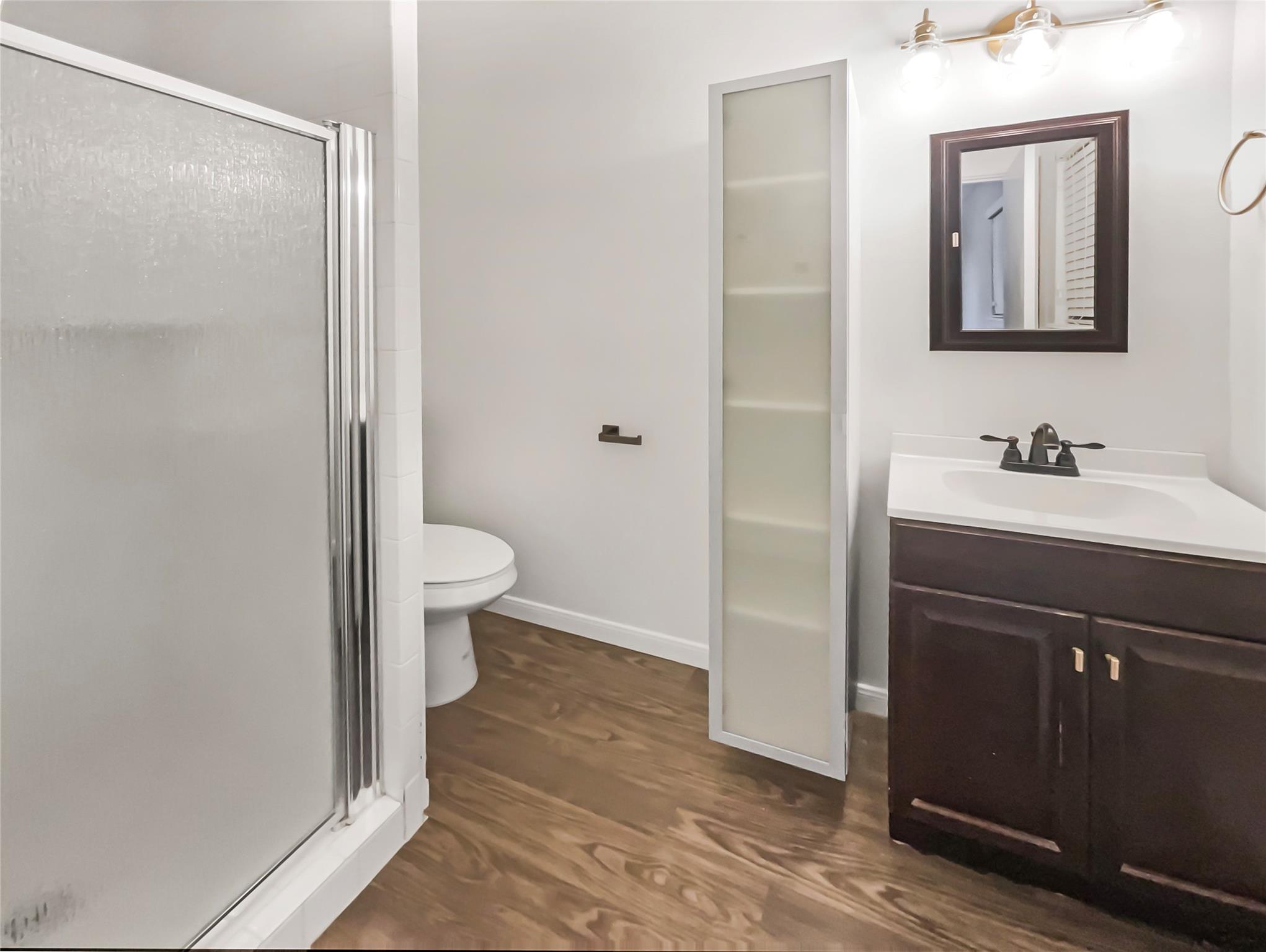 1105 E 17th St, Georgetown, TX 78626