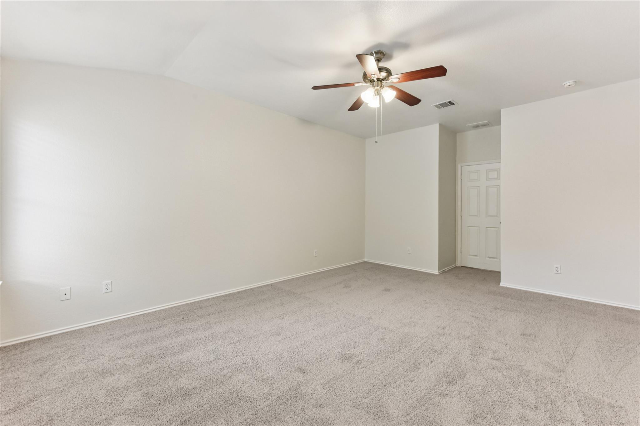 745 Covent Dr, Kyle, TX 78640