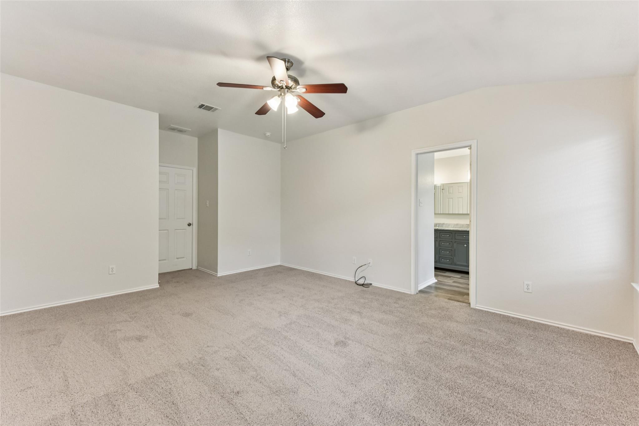 745 Covent Dr, Kyle, TX 78640