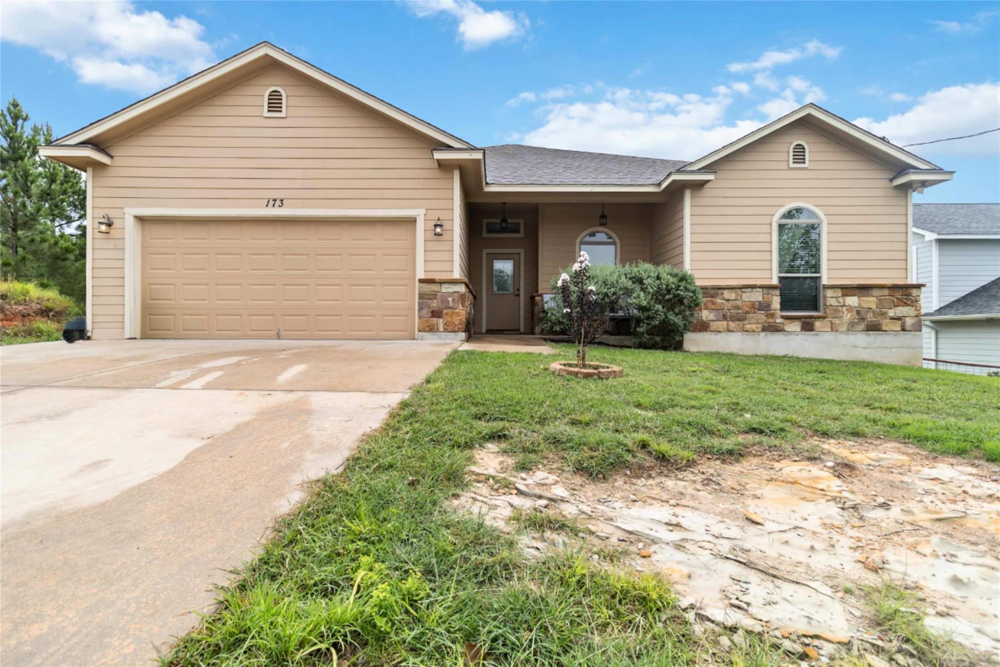 173 Kipahulu Dr, Bastrop, TX 78602