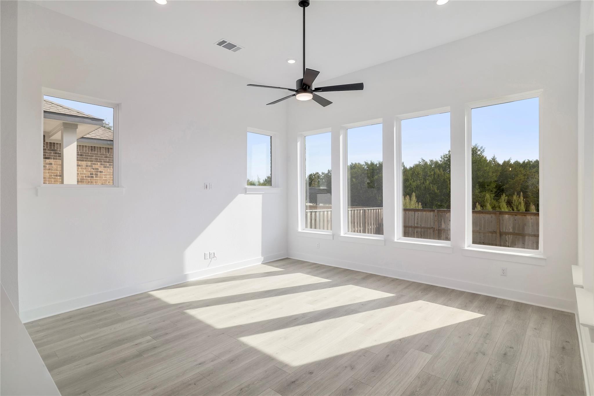 2356 Sawdust Dr, Georgetown, TX 78633