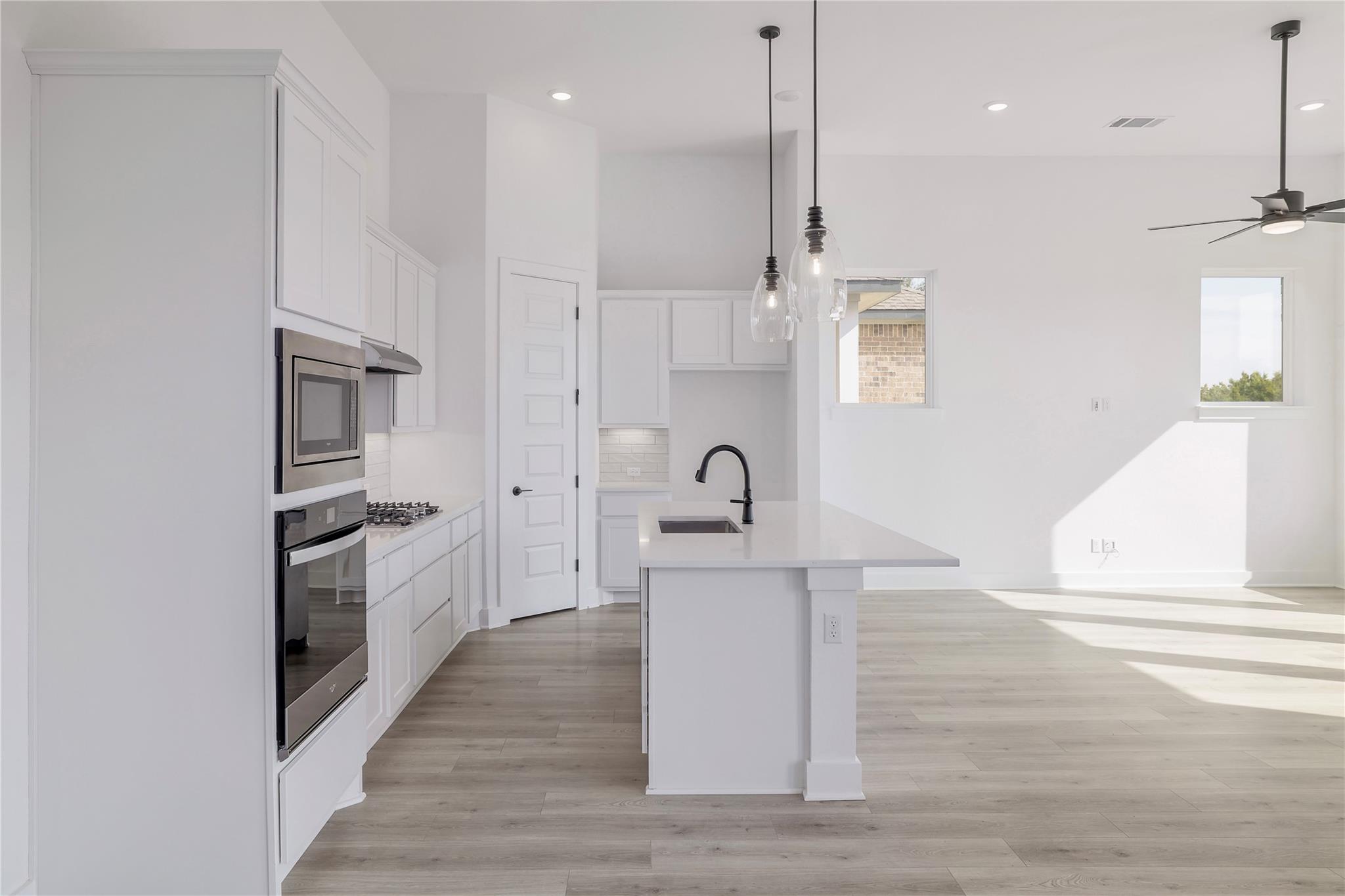 2356 Sawdust Dr, Georgetown, TX 78633