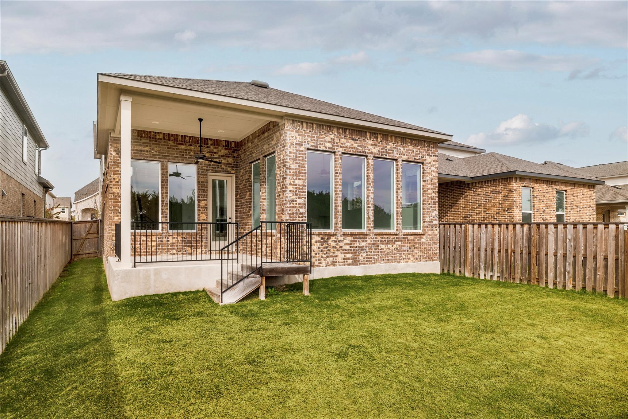 2356 Sawdust Dr, Georgetown, TX 78633