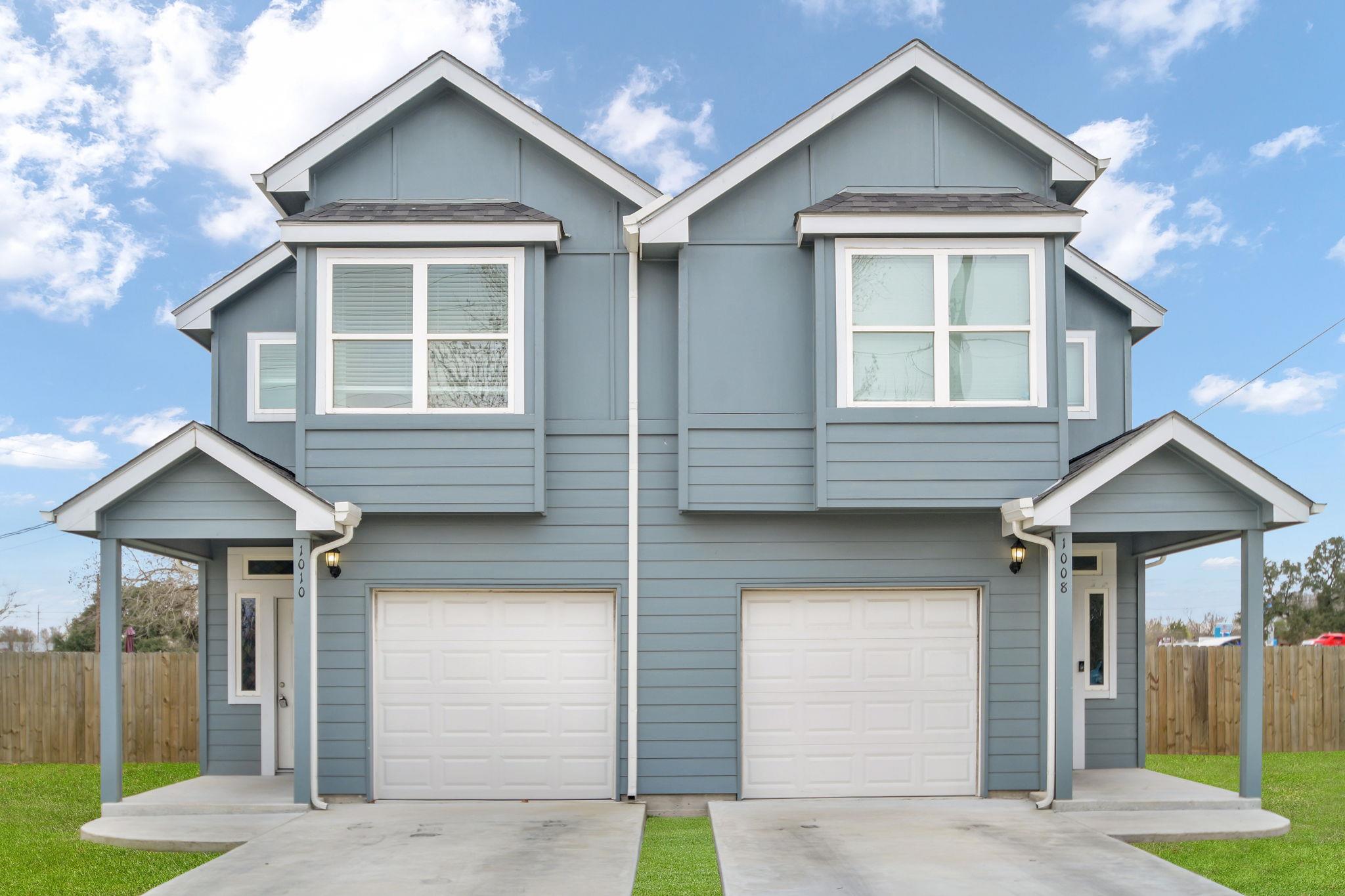 1008 E Fannin St, Luling, TX 78648