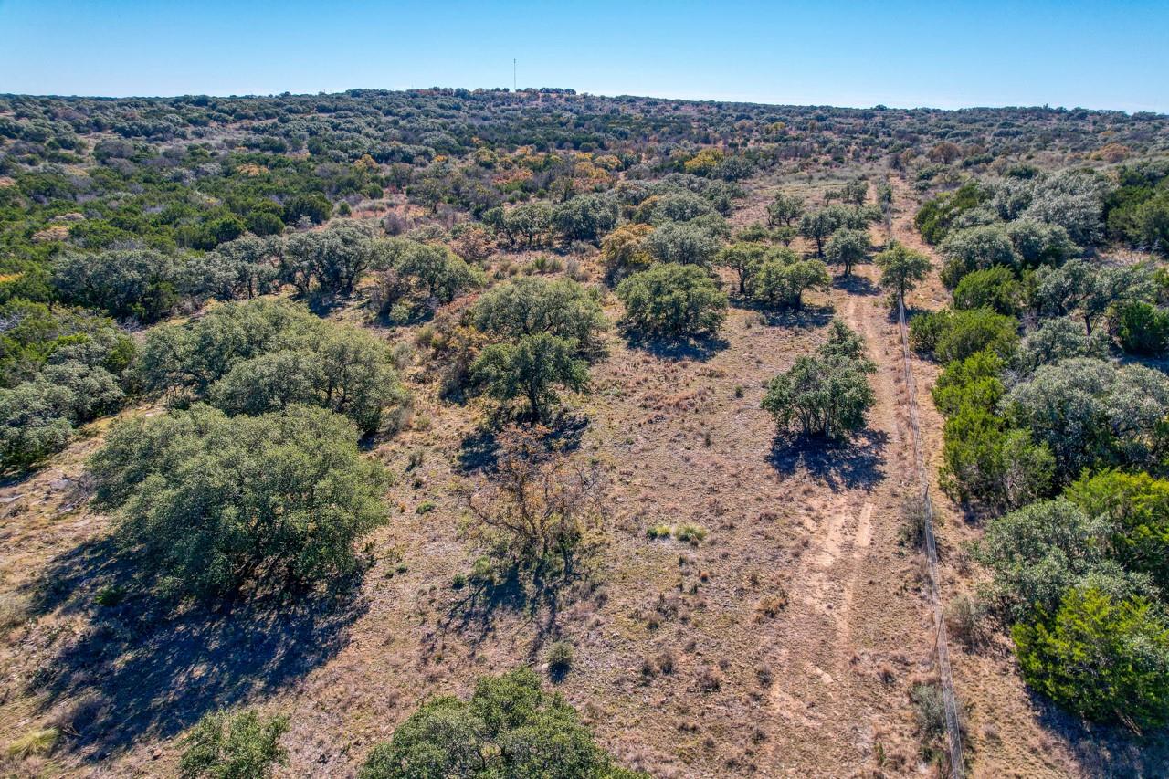415 Longview Ln, San Saba, TX 76877