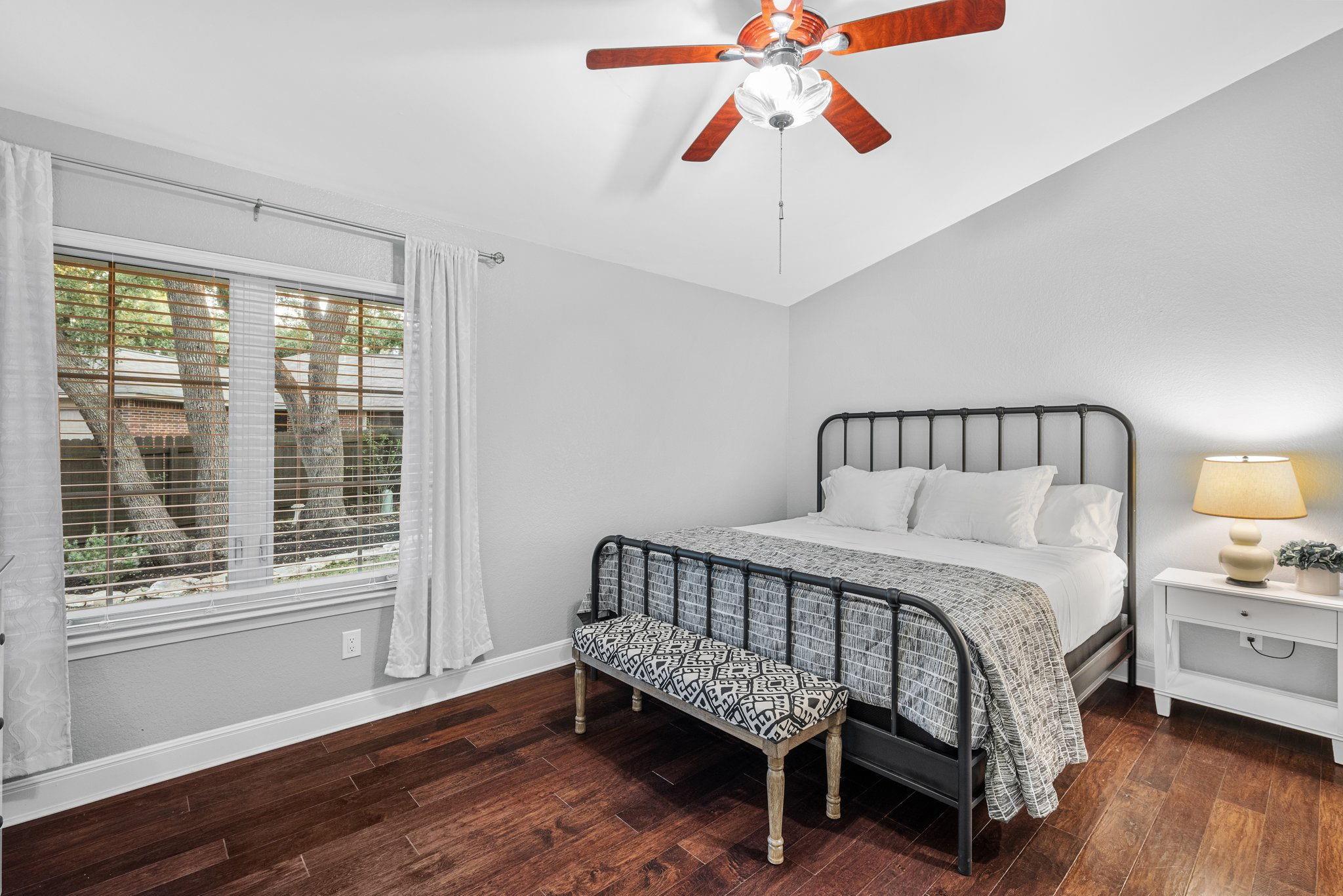 7601 Dallas Dr, Austin, TX 78729