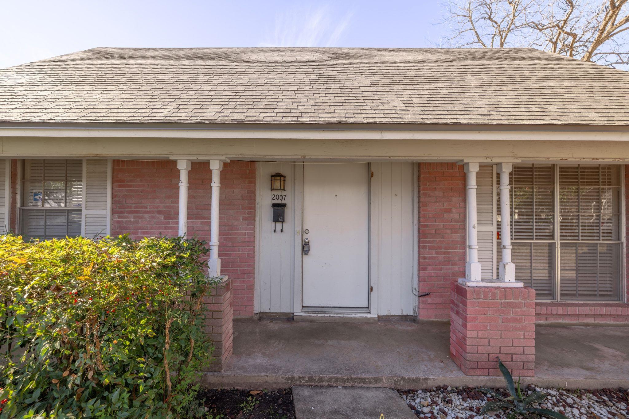 2007 Burbank St, Austin, TX 78757