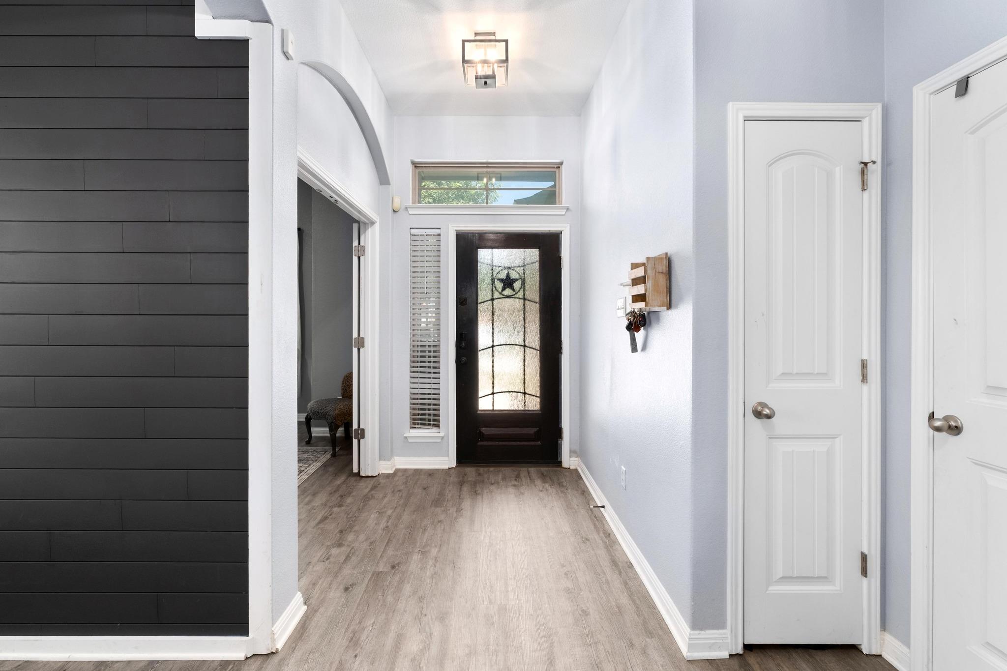 463 Tranquility Mtn, Buda, TX 78610