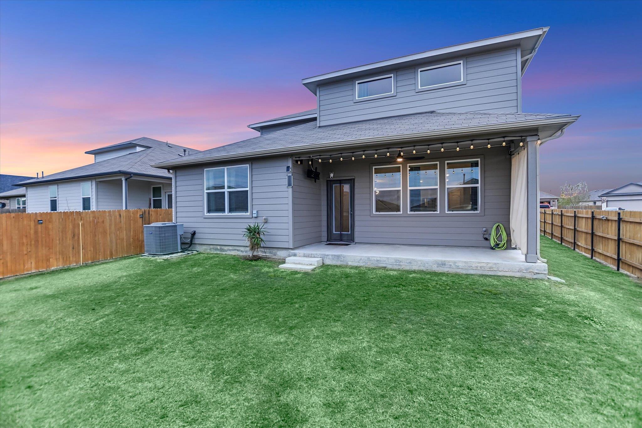 115 Callado Cir, San Marcos, TX 78666