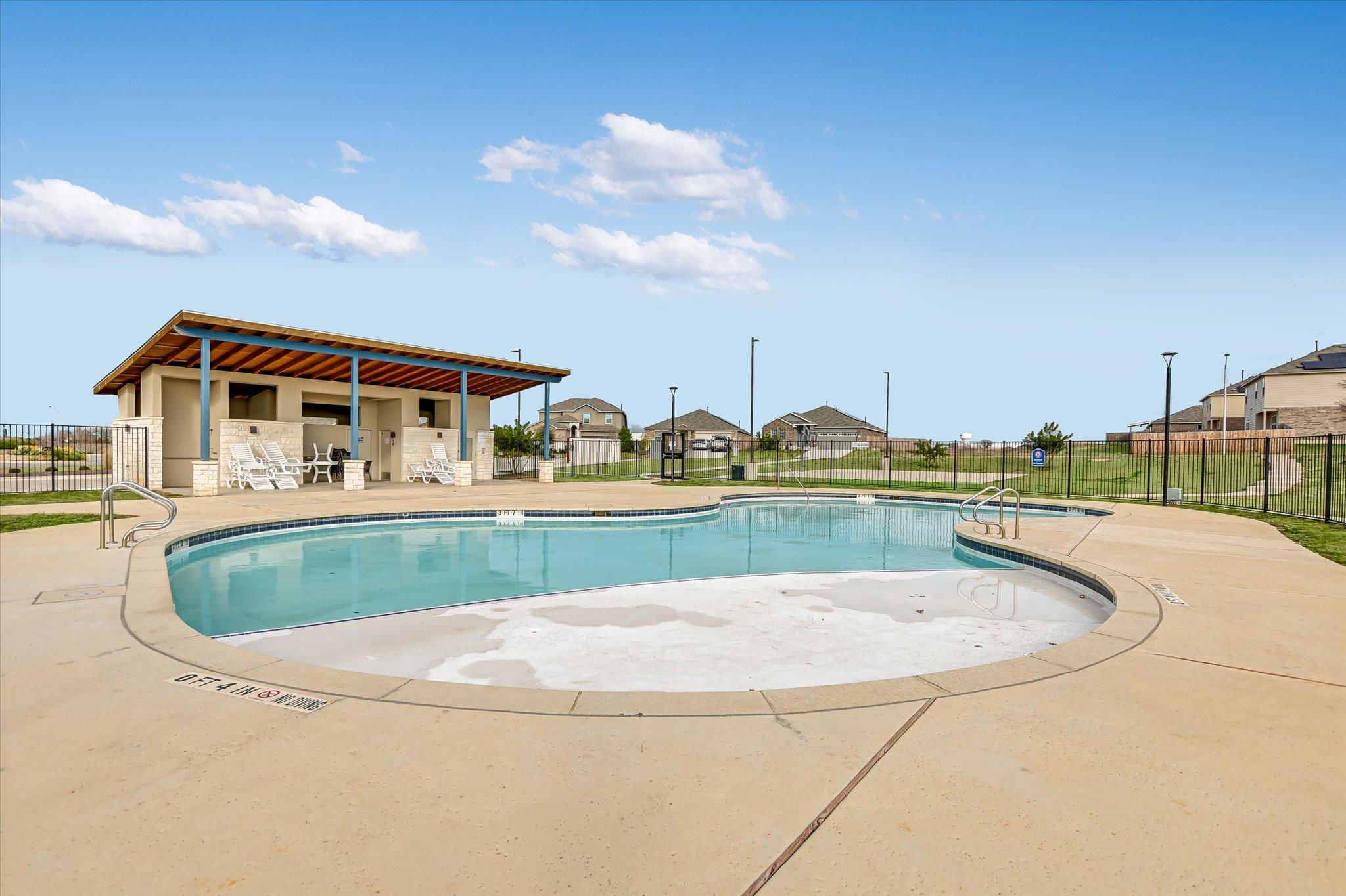 115 Callado Cir, San Marcos, TX 78666