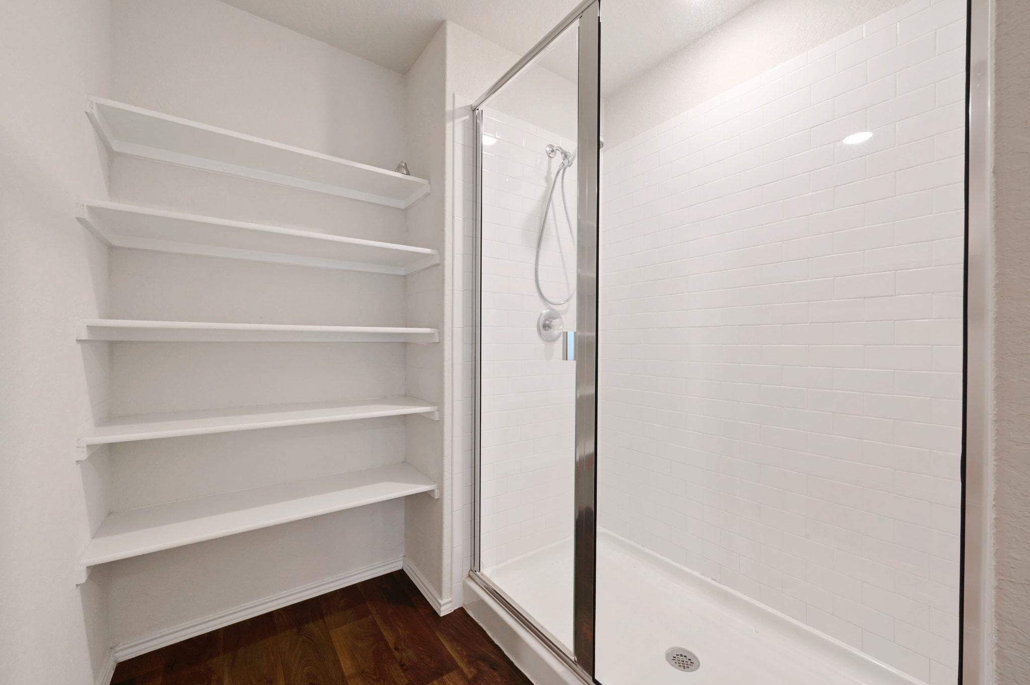 101 Calgary Ln, San Marcos, TX 78666