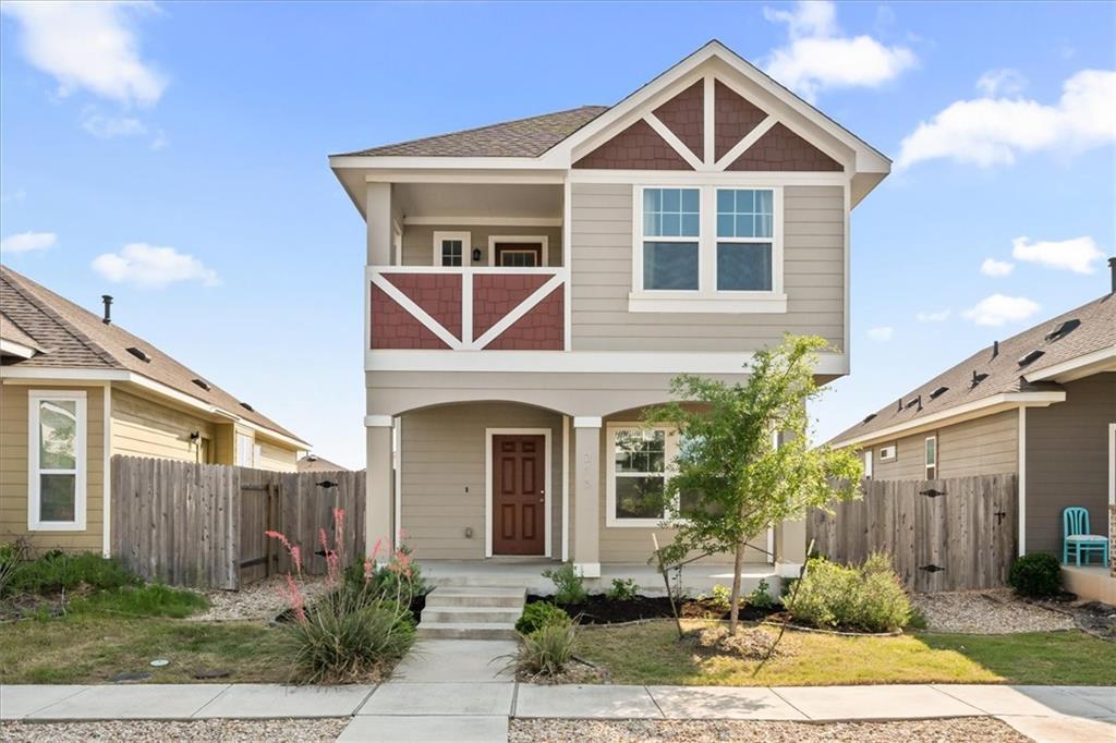 215 Friendship Oak Dr, San Marcos, TX 78666