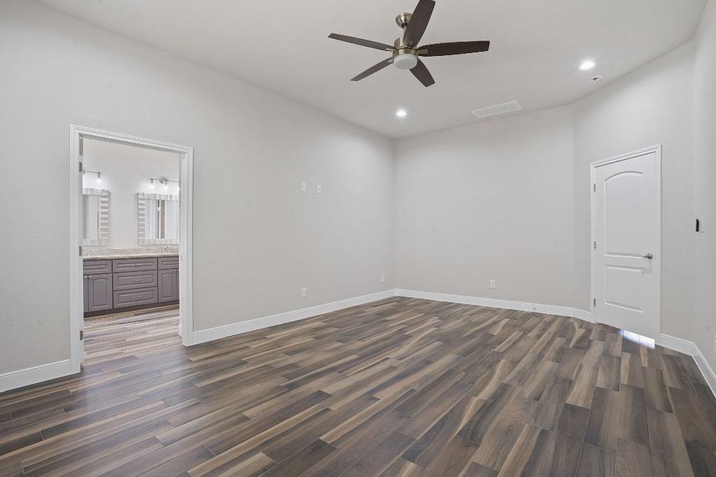 130 Koele Ct, Bastrop, TX 78602