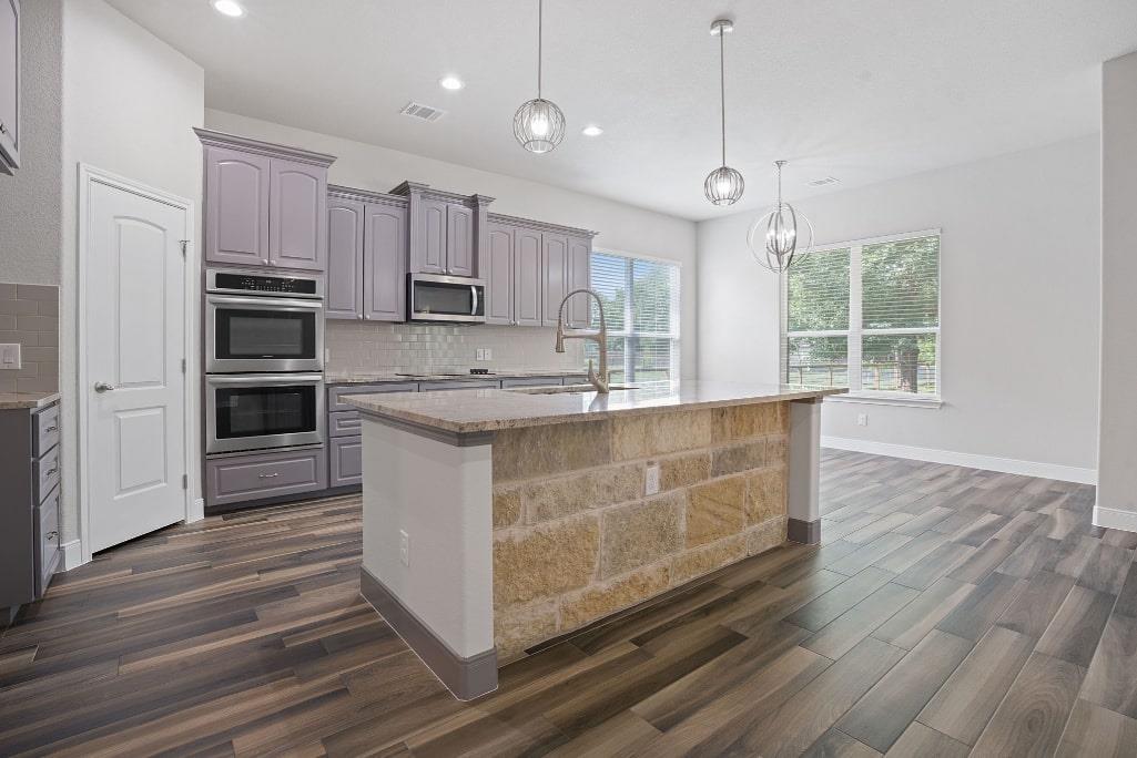 130 Koele Ct, Bastrop, TX 78602